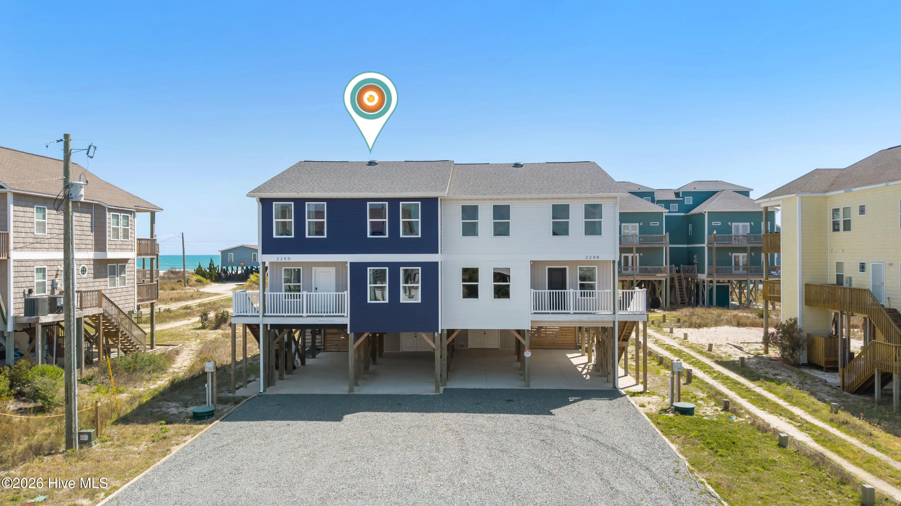 100564828 | Photo 45