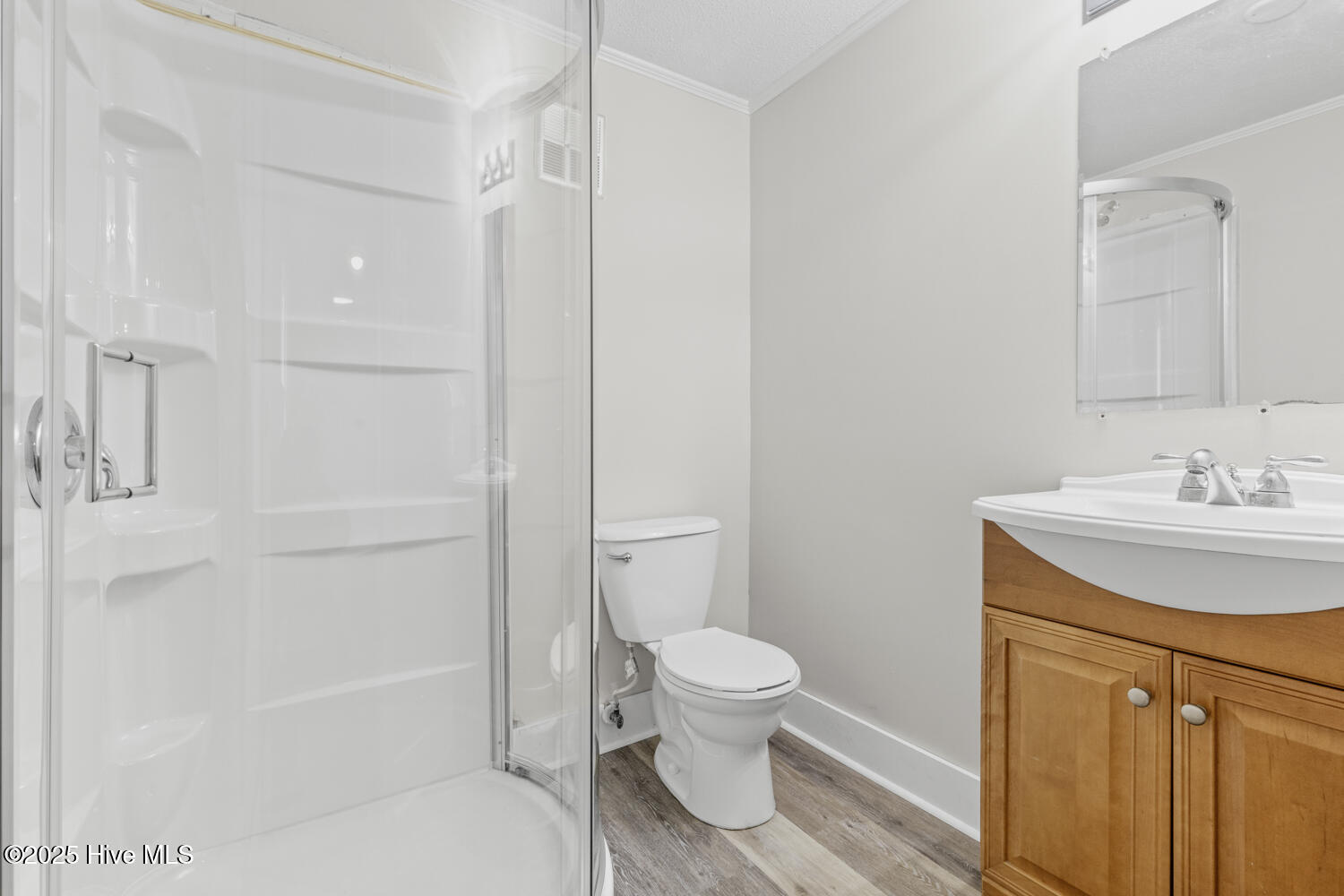 100542112 | Photo 25