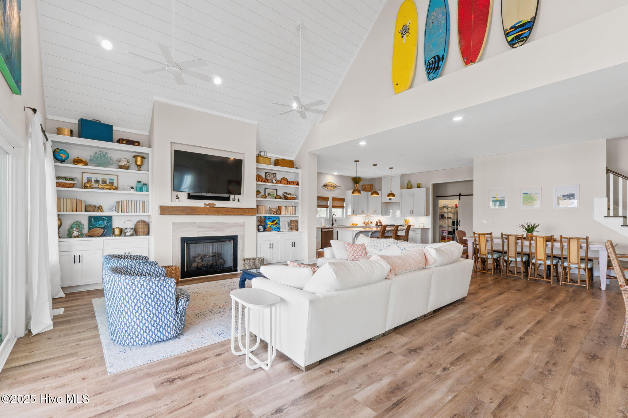 100496086 | Photo 10