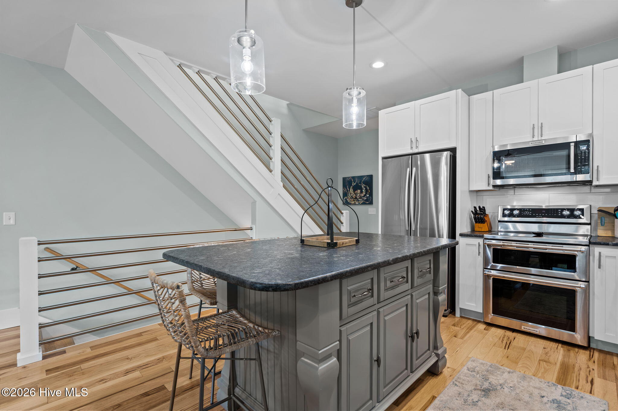 100552743 | Photo 11