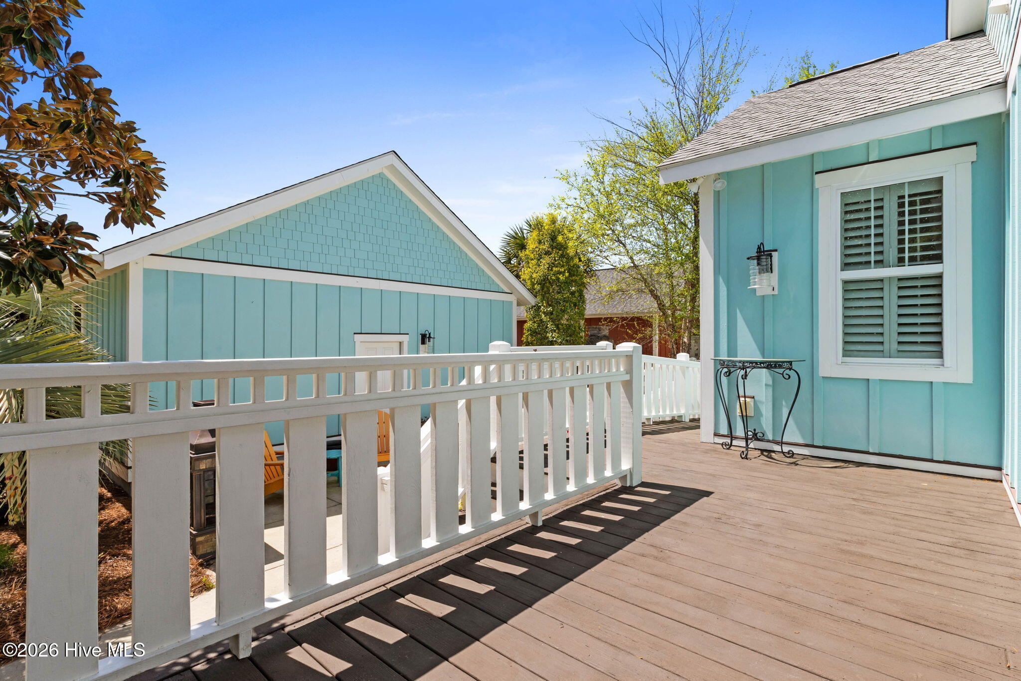 100566680 | Photo 35