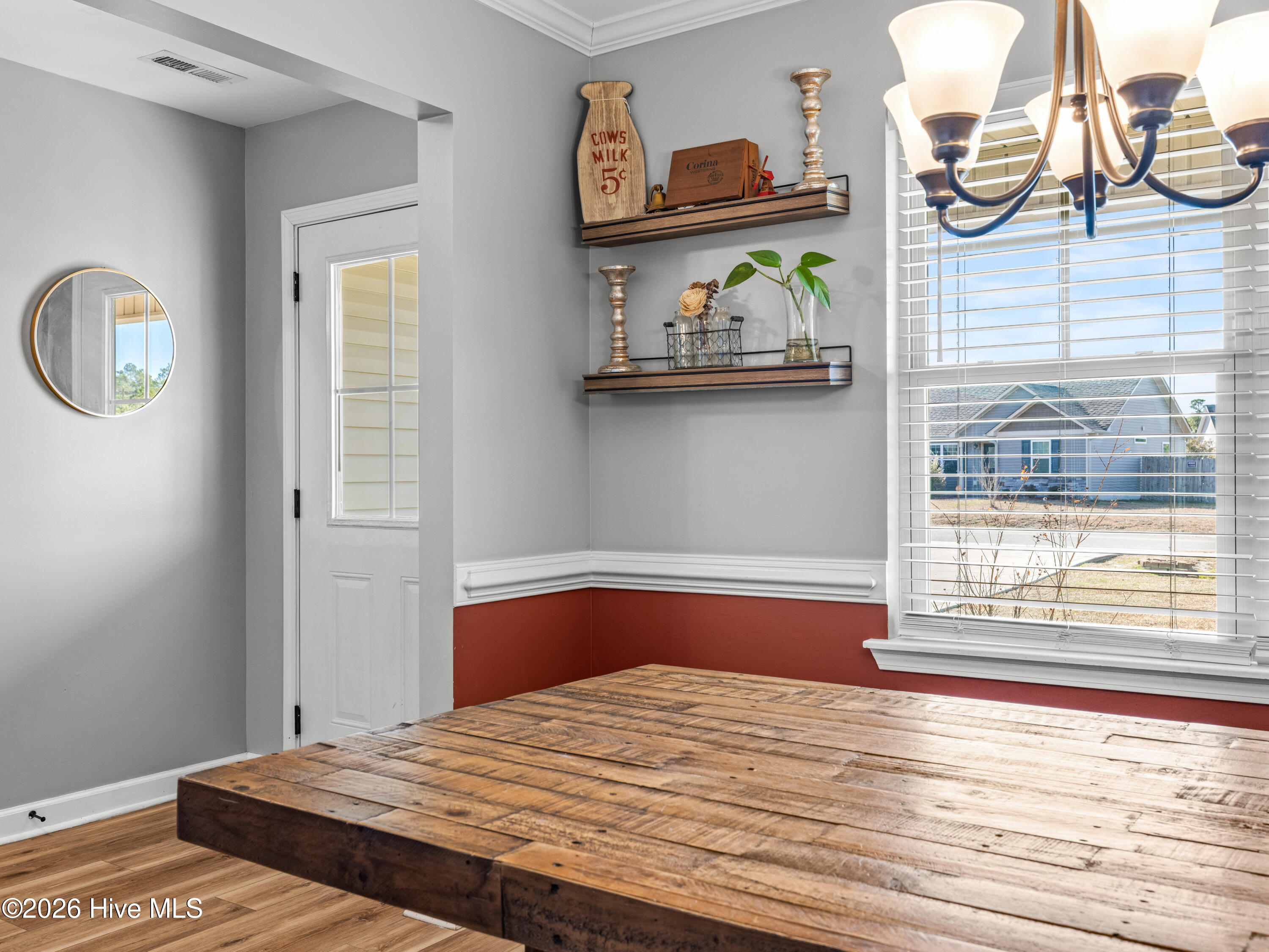 100549966 | Photo 13