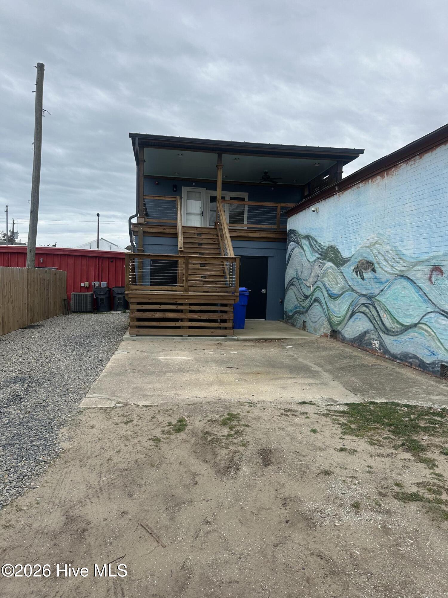 100557658 | Photo 14