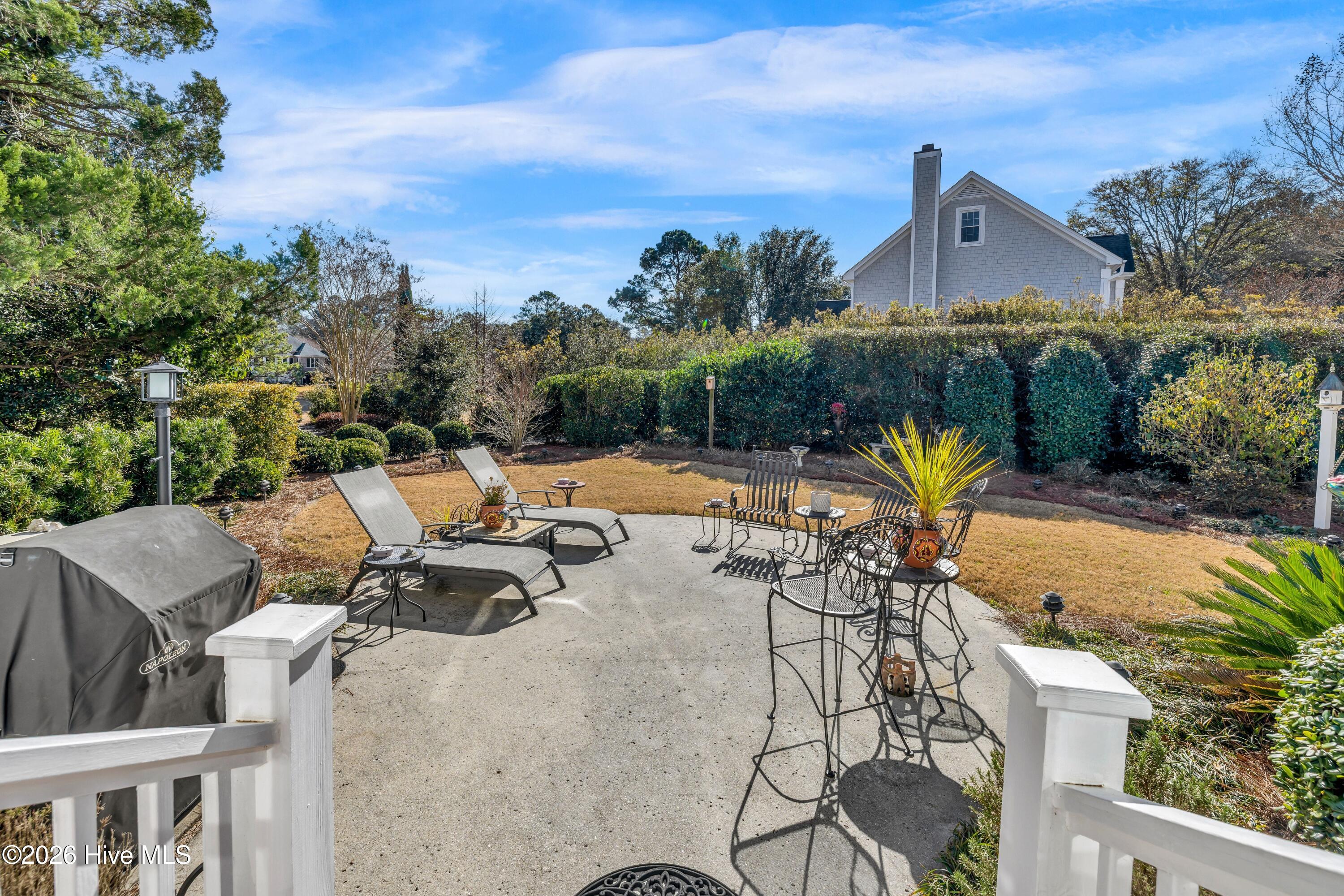 100548957 | Photo 32