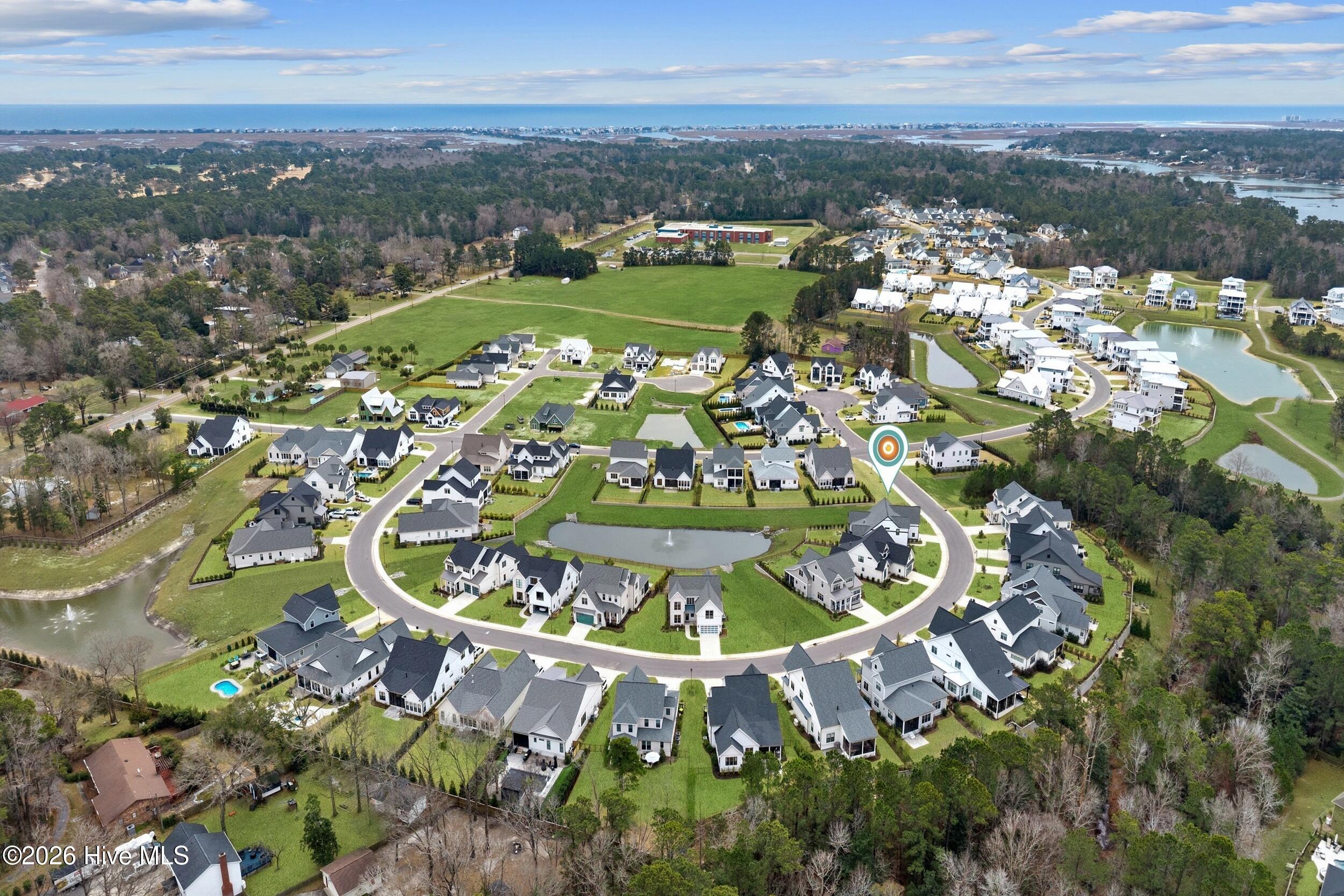 100551729 | Photo 57