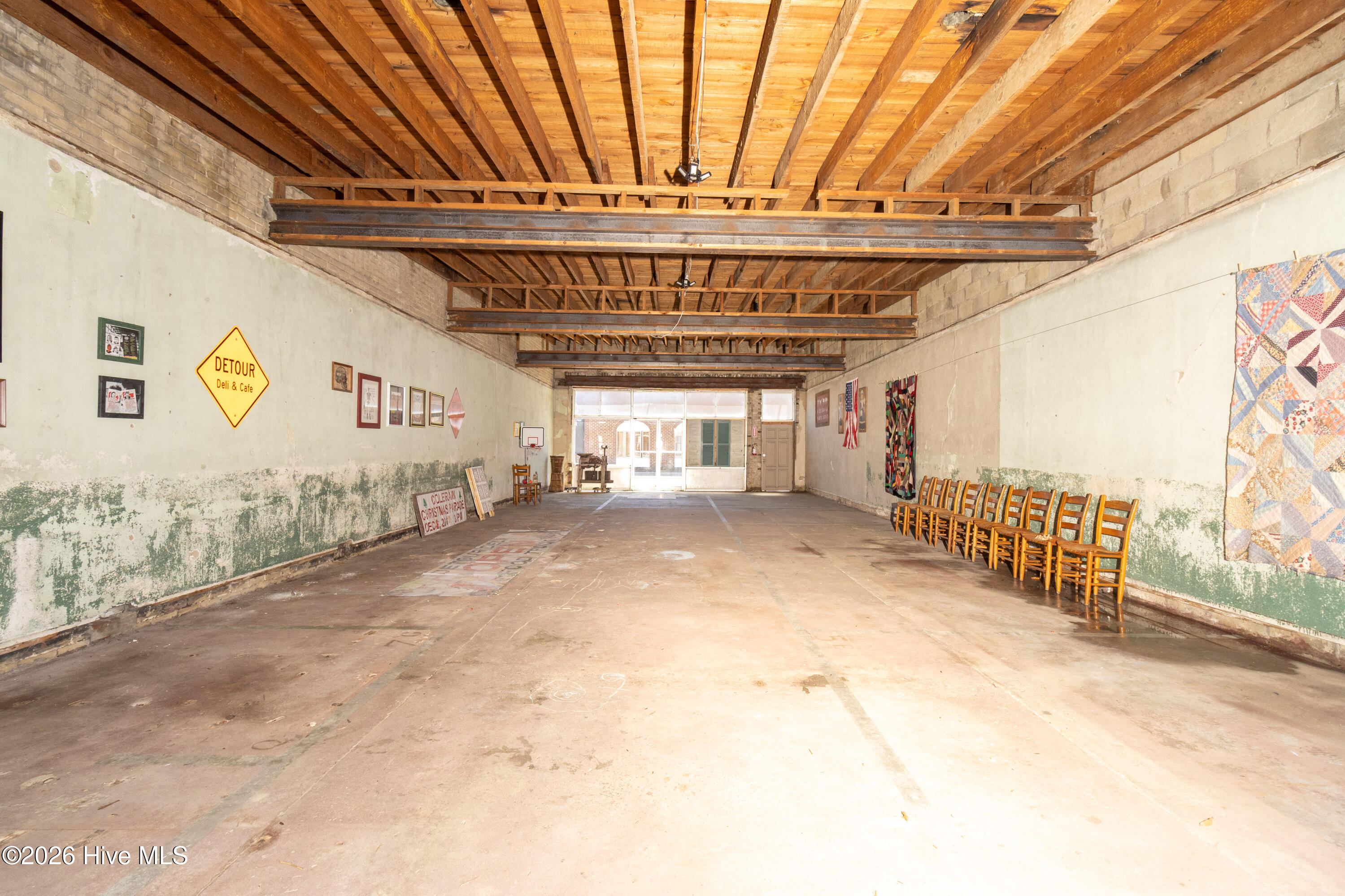 Colerain Commercial Bld 1-04