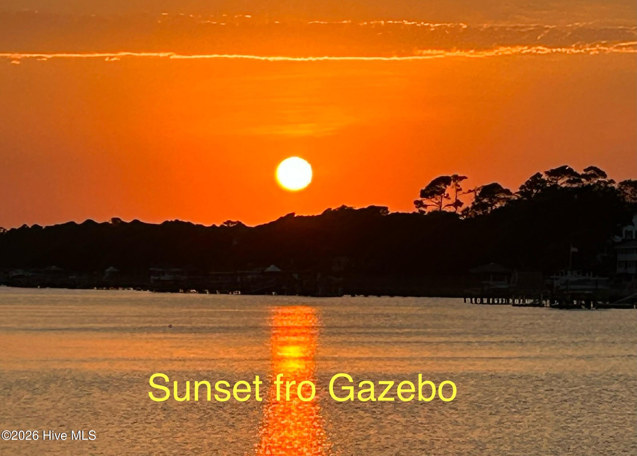 100553308 | Photo 55