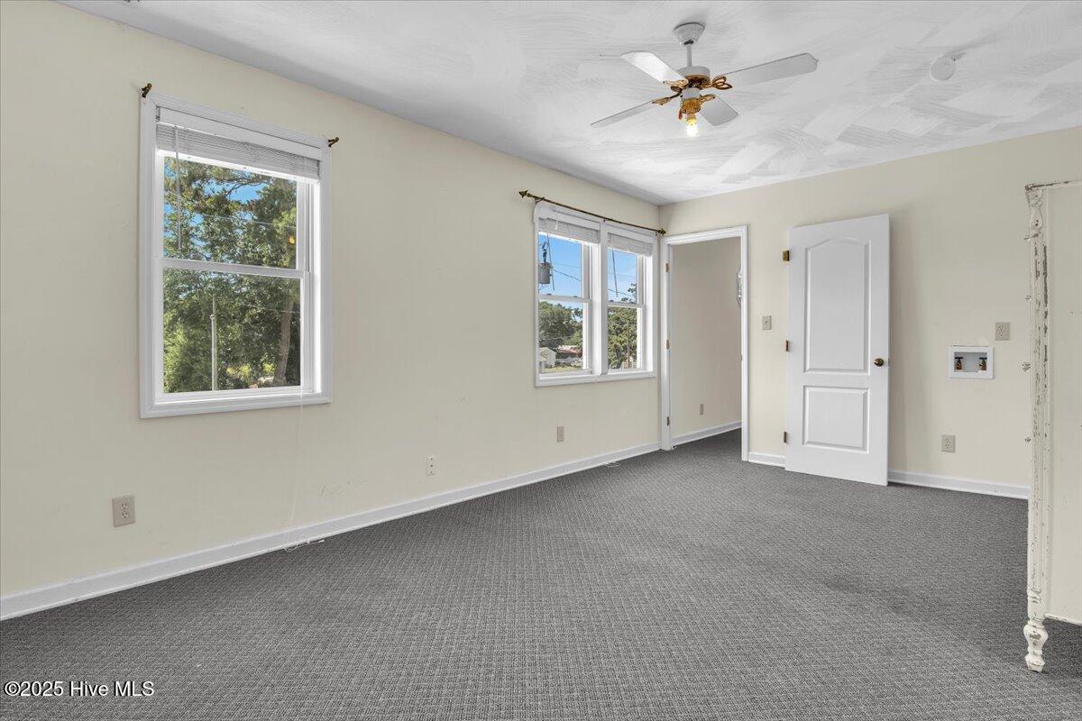 100515601 | Photo 53