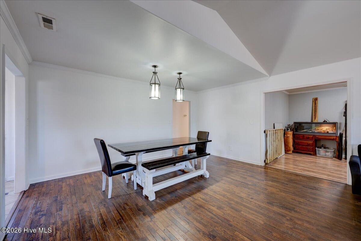 100548576 | Photo 16