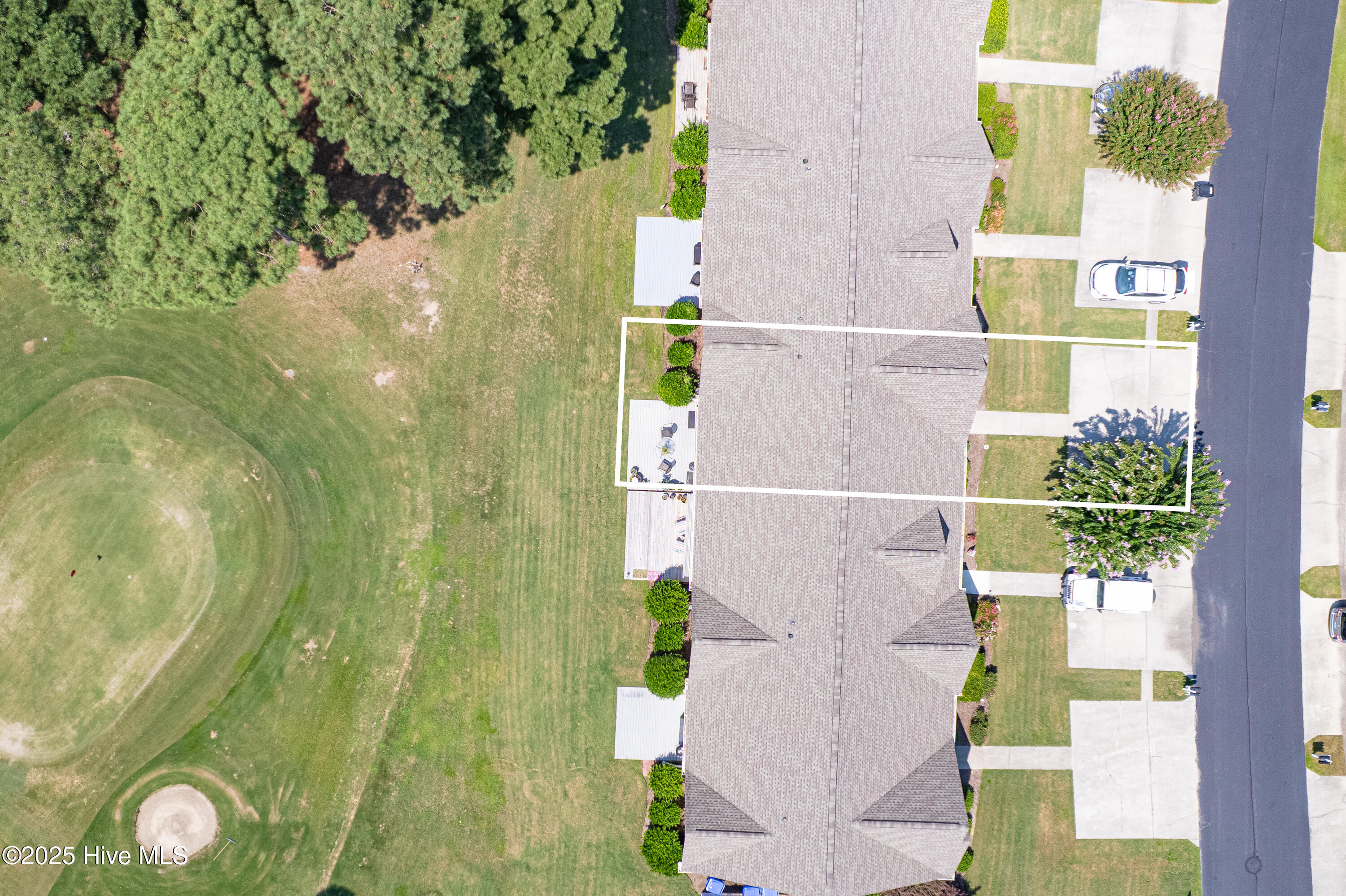 100525236 | Photo 46