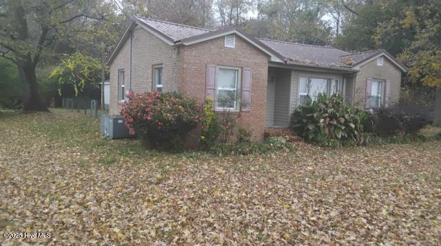 Homes for sale in Pikeville, NC | 4539 Us Hwy 117 N, Pikeville, NC 27863 | MLS# 100544136