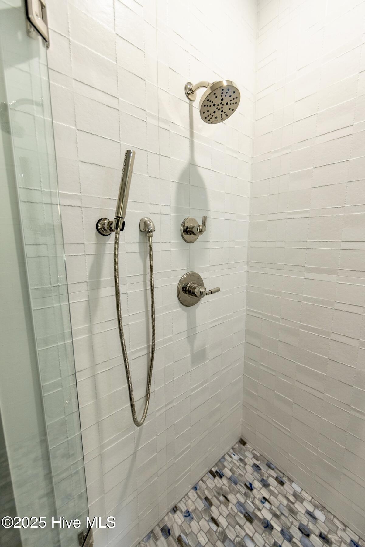 100508502 | Photo 38