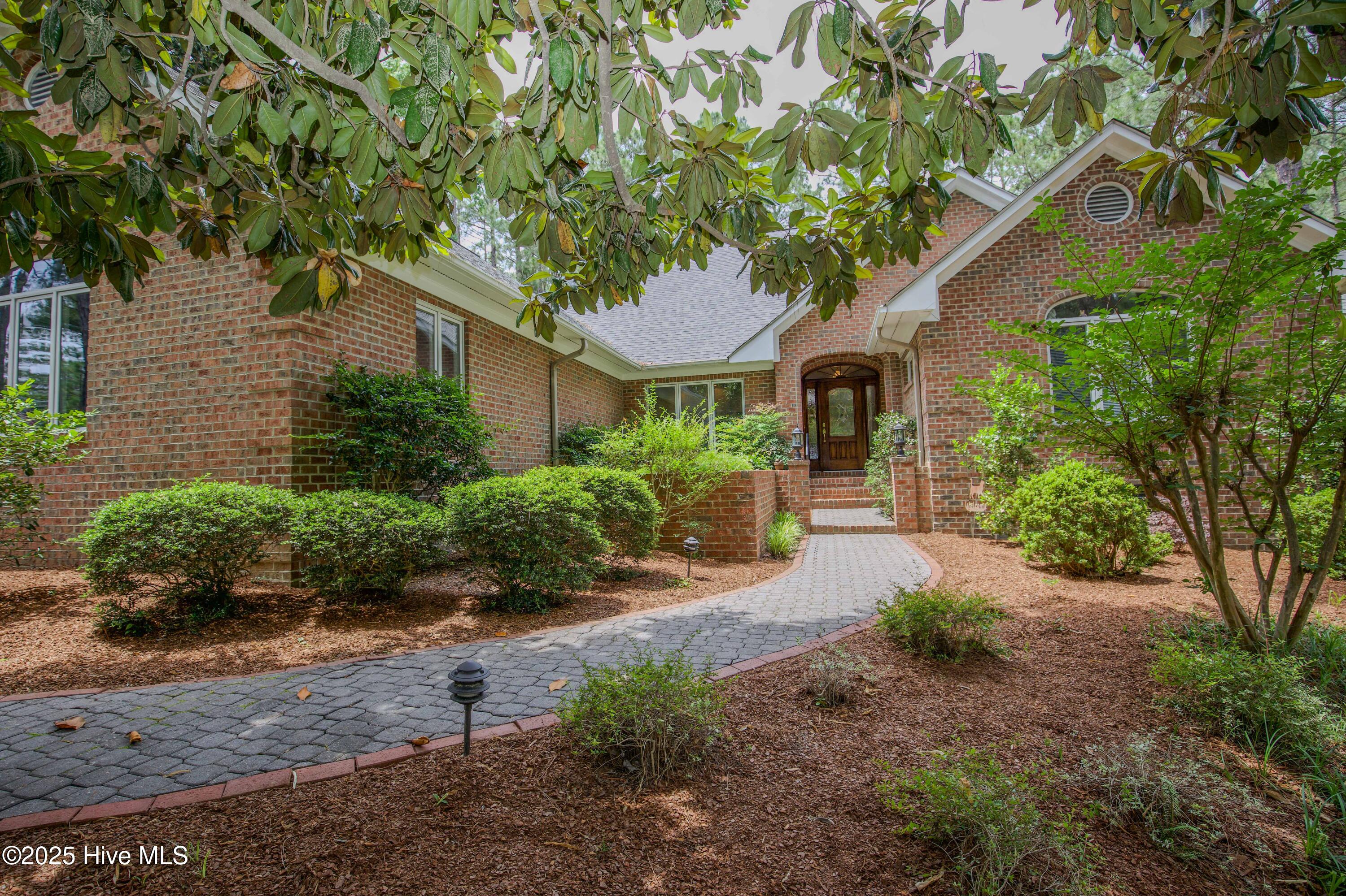 Homes for sale in Pinehurst, NC | 17 Troon Dr, Pinehurst, NC 28374 | MLS# 100508043