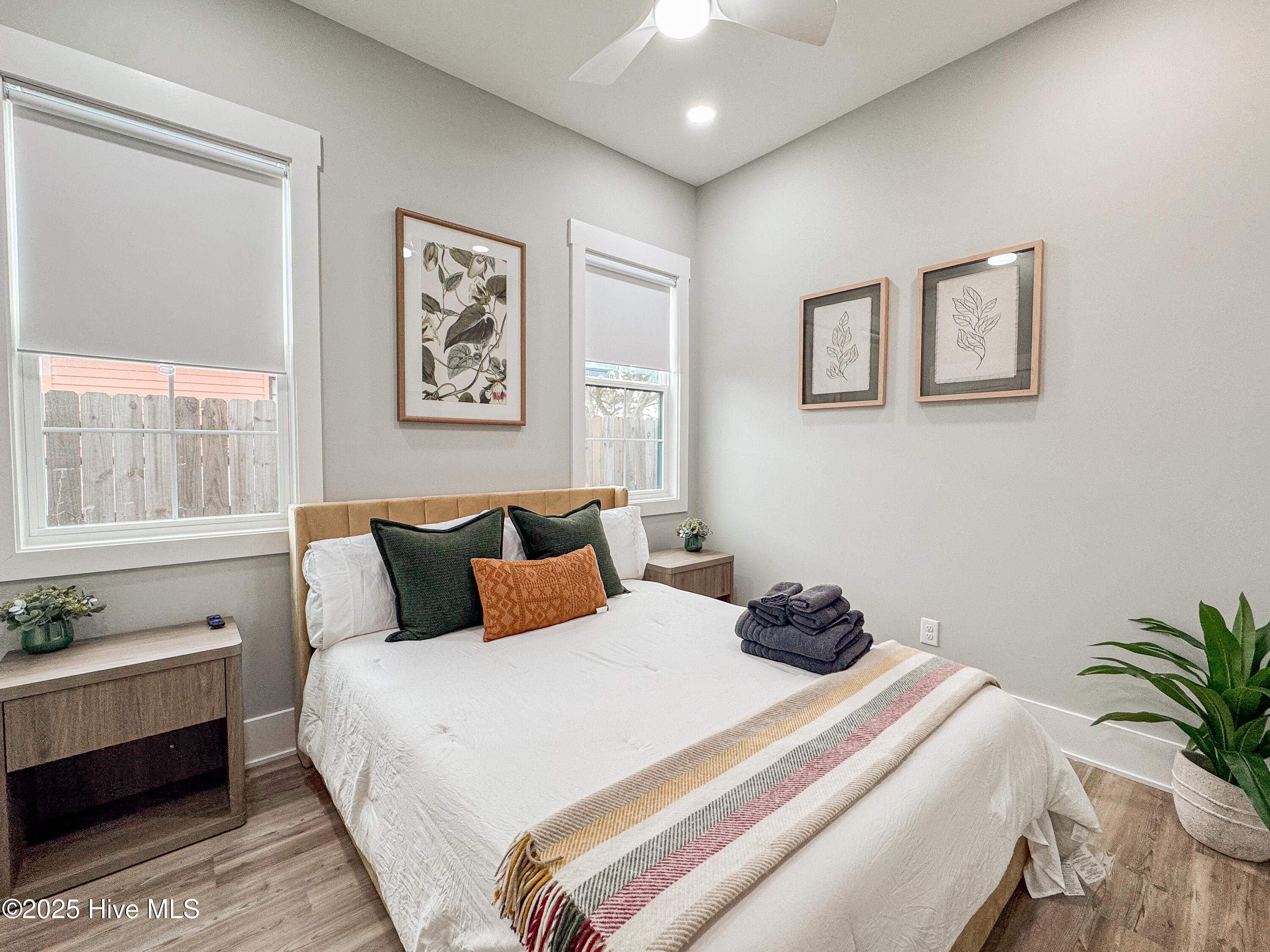 100537870 | Photo 10