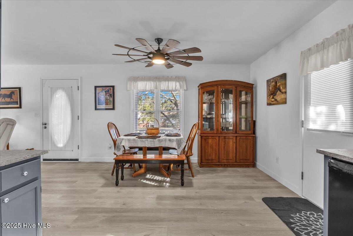 100539108 | Photo 17