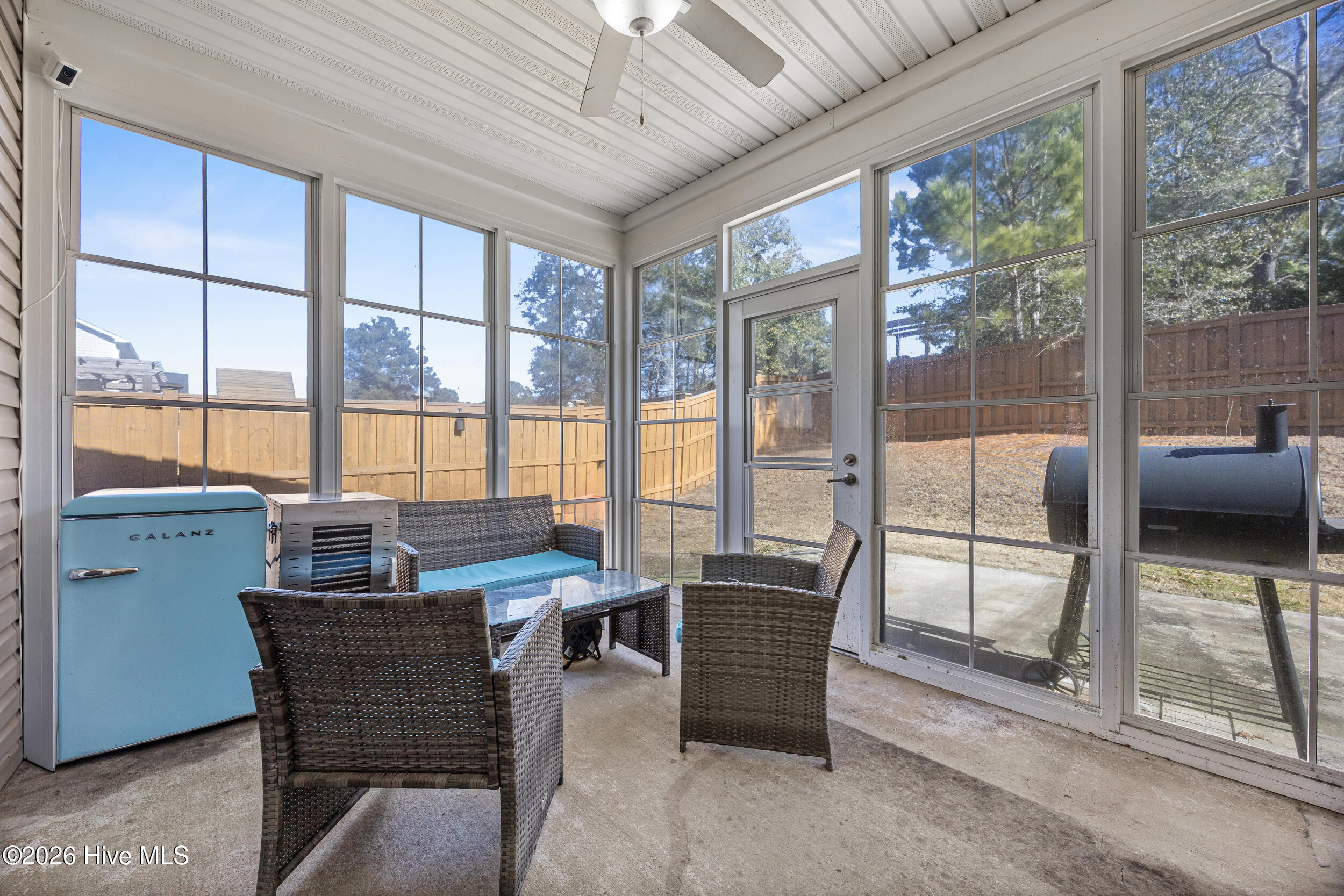 100552443 | Photo 26