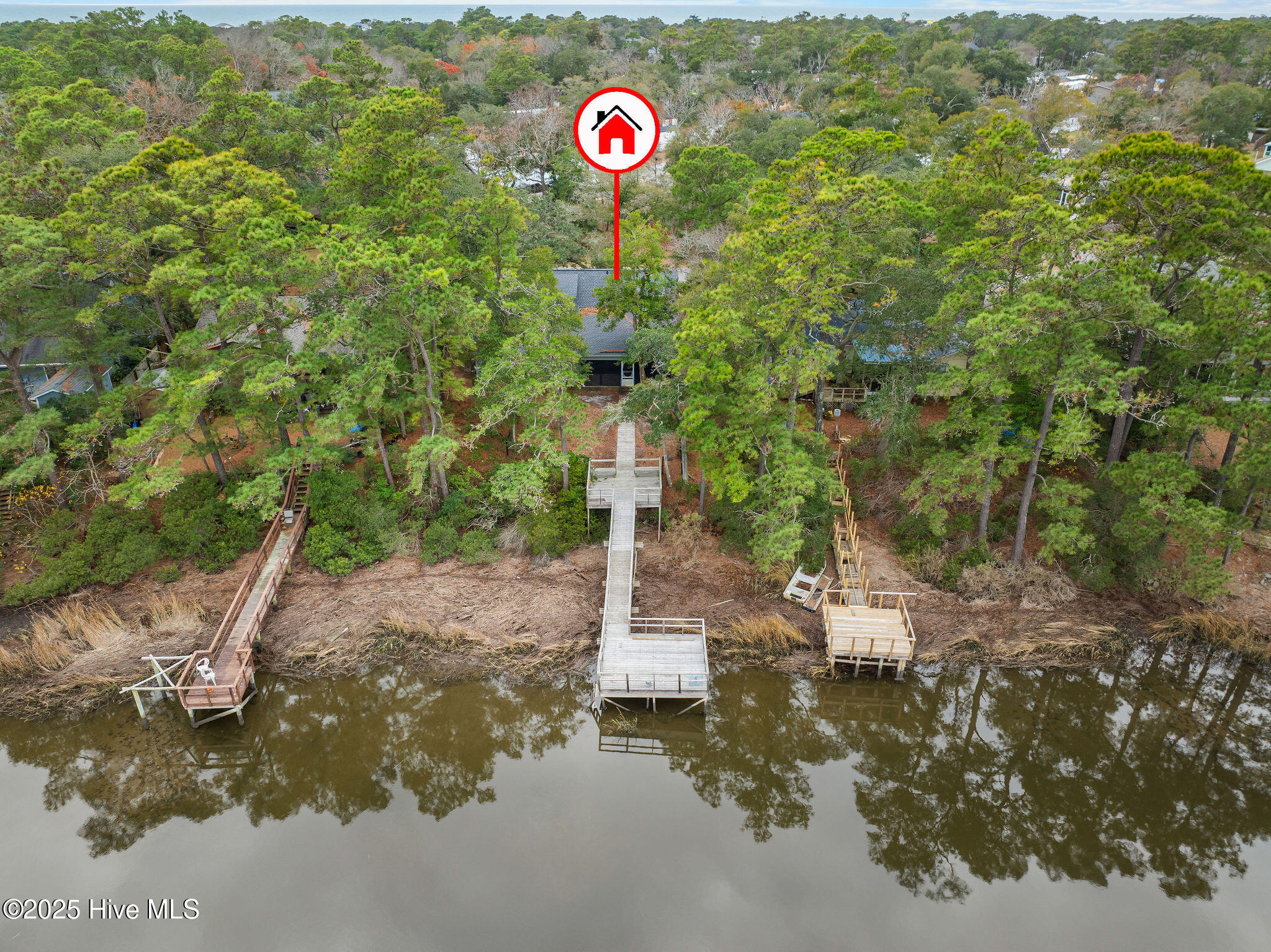 100546976 | Photo 30