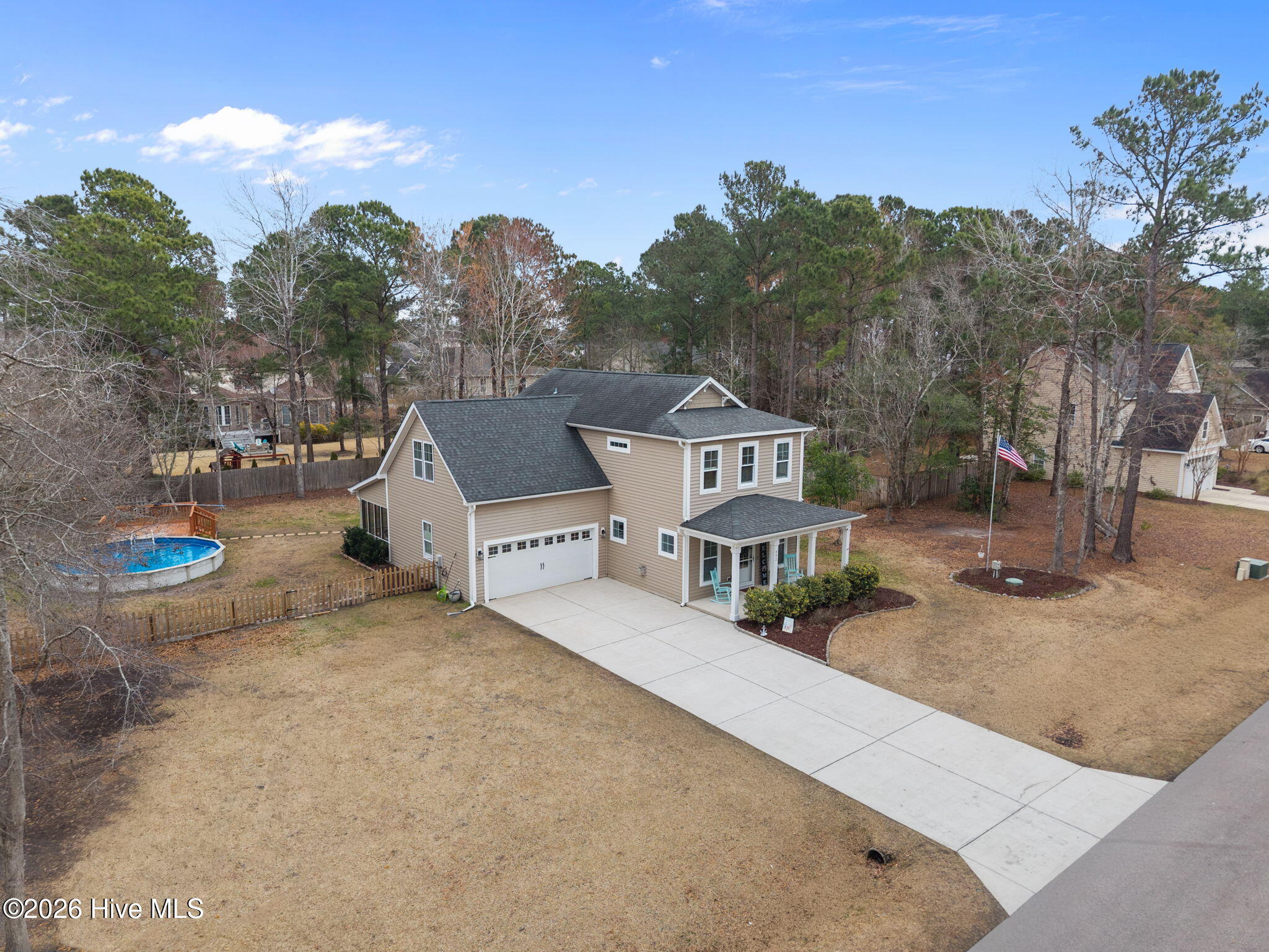 100558672 | Photo 71