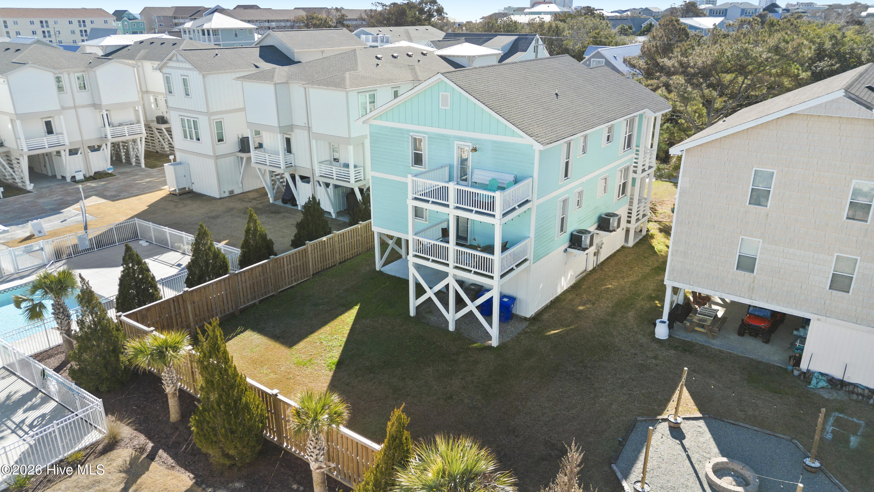 100549941 | Photo 69