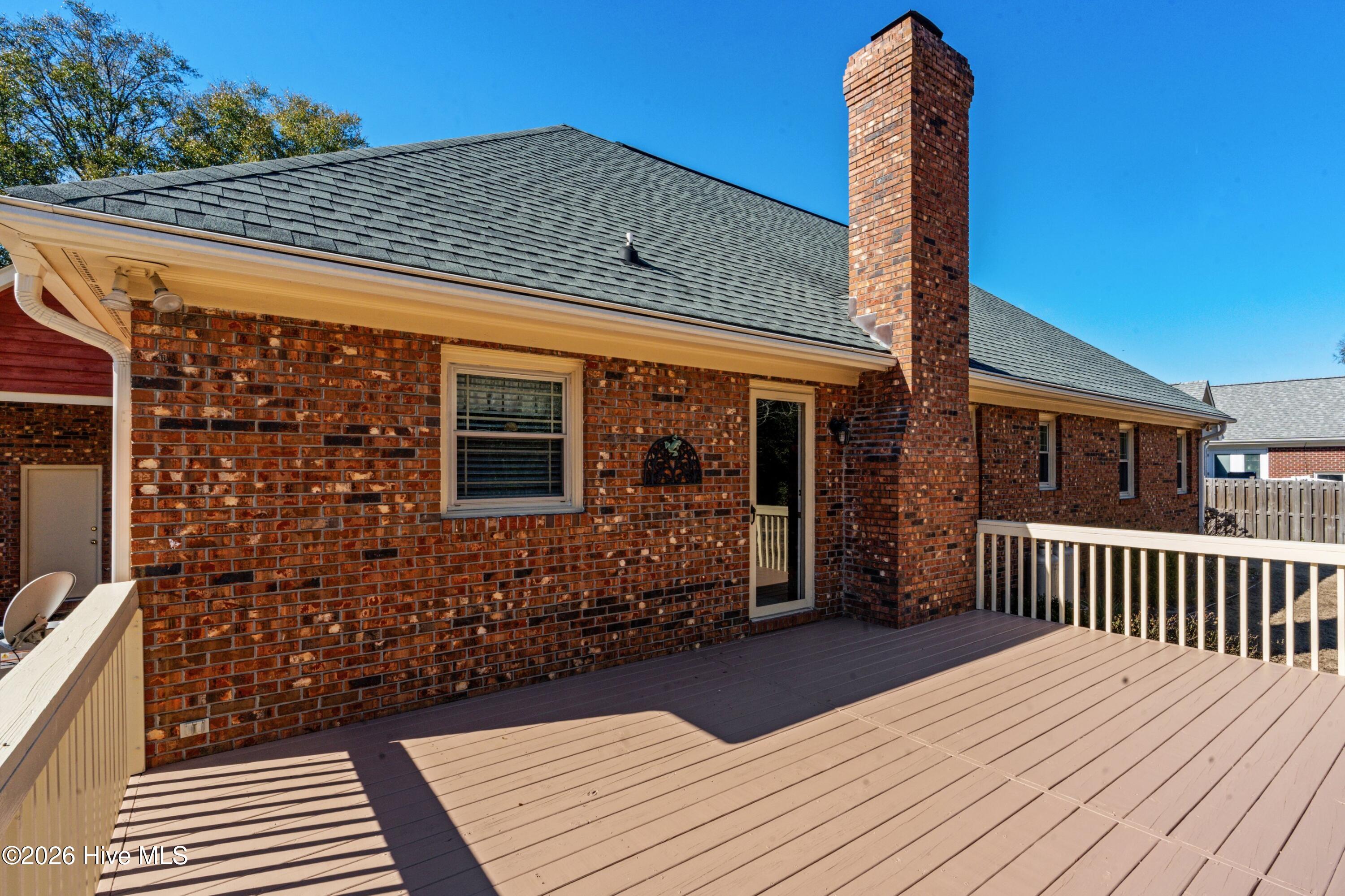 100555130 | Photo 26