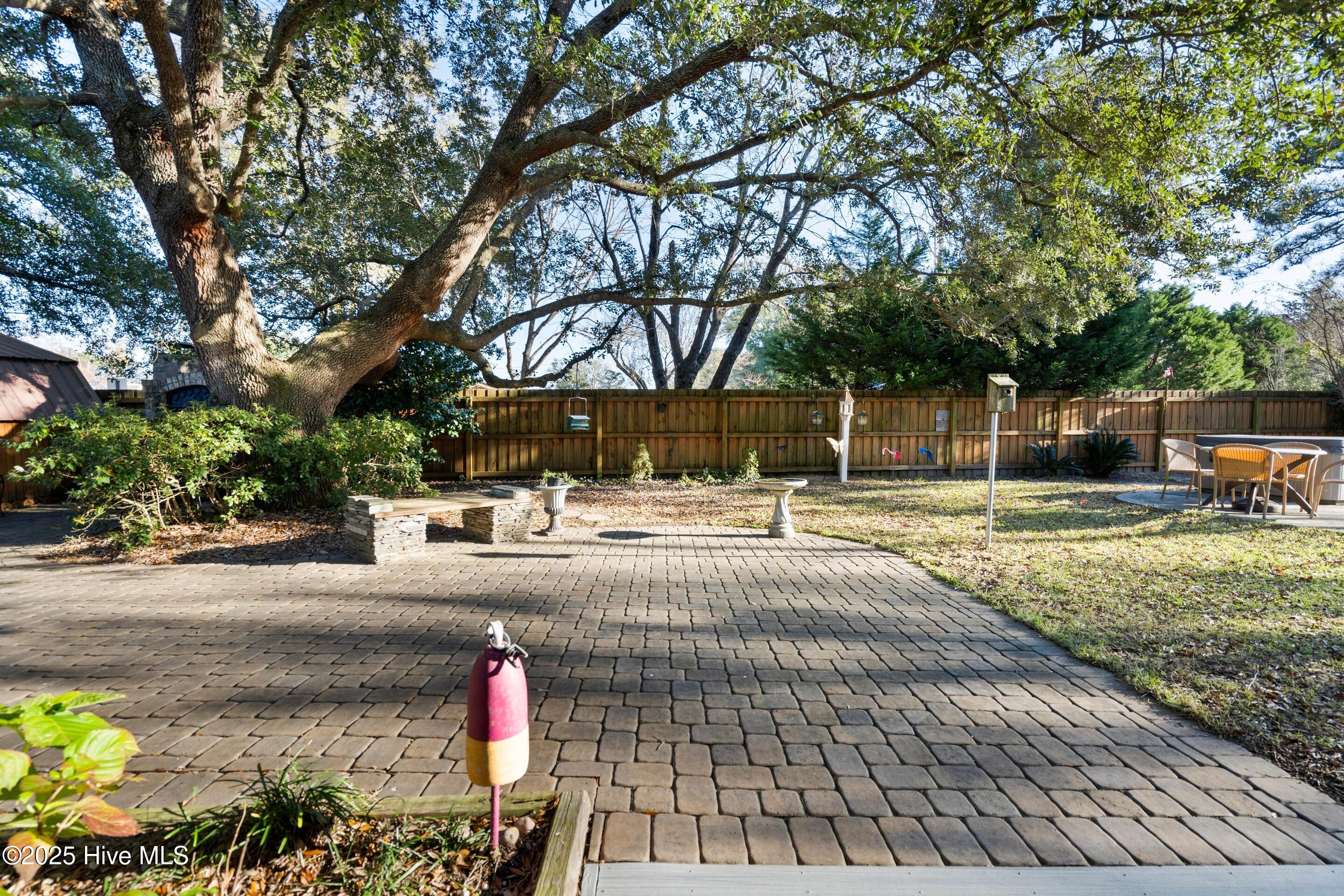 100545026 | Photo 56