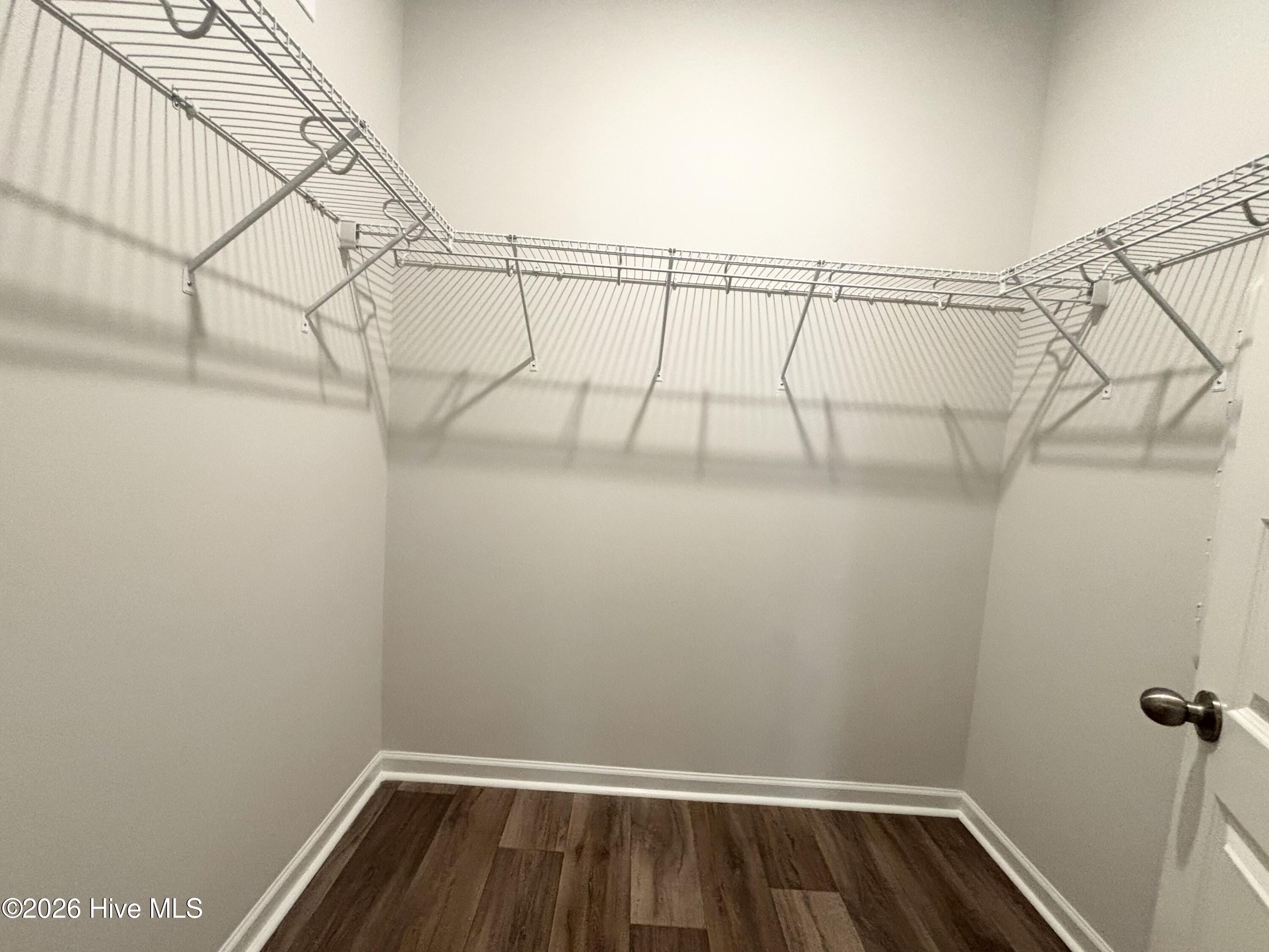 100553686 | Photo 14