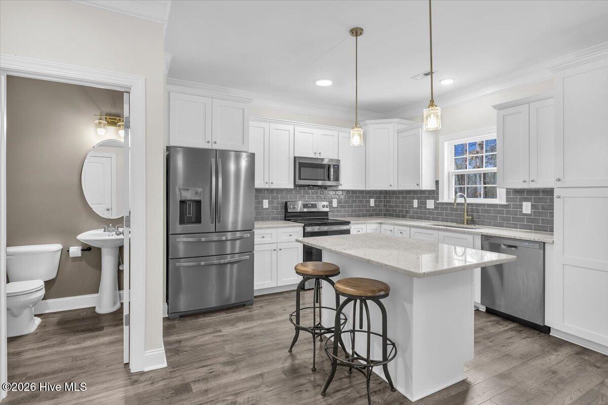 100553155 | Photo 16