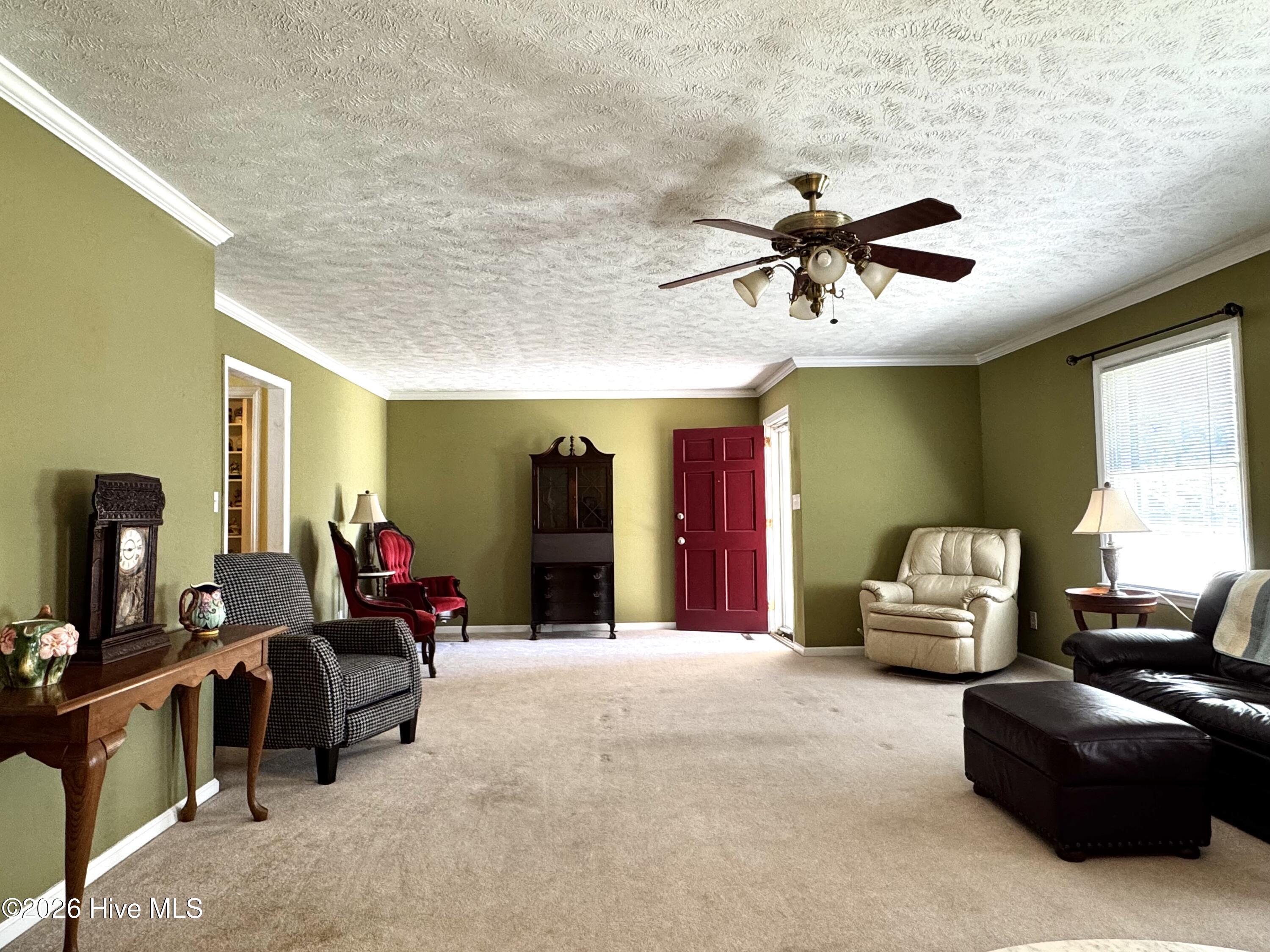 100562986 | Photo 16