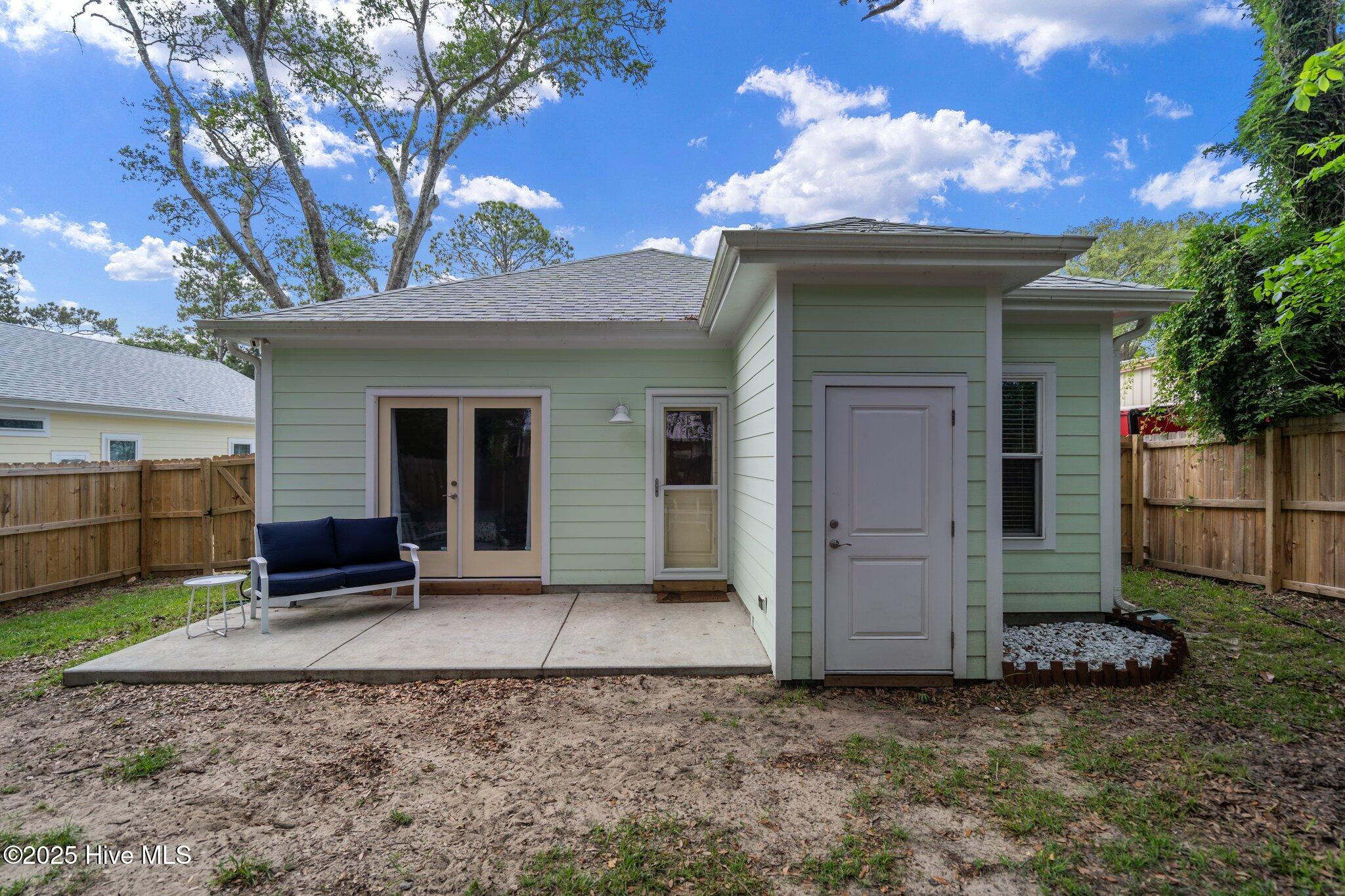 100552059 | Photo 40