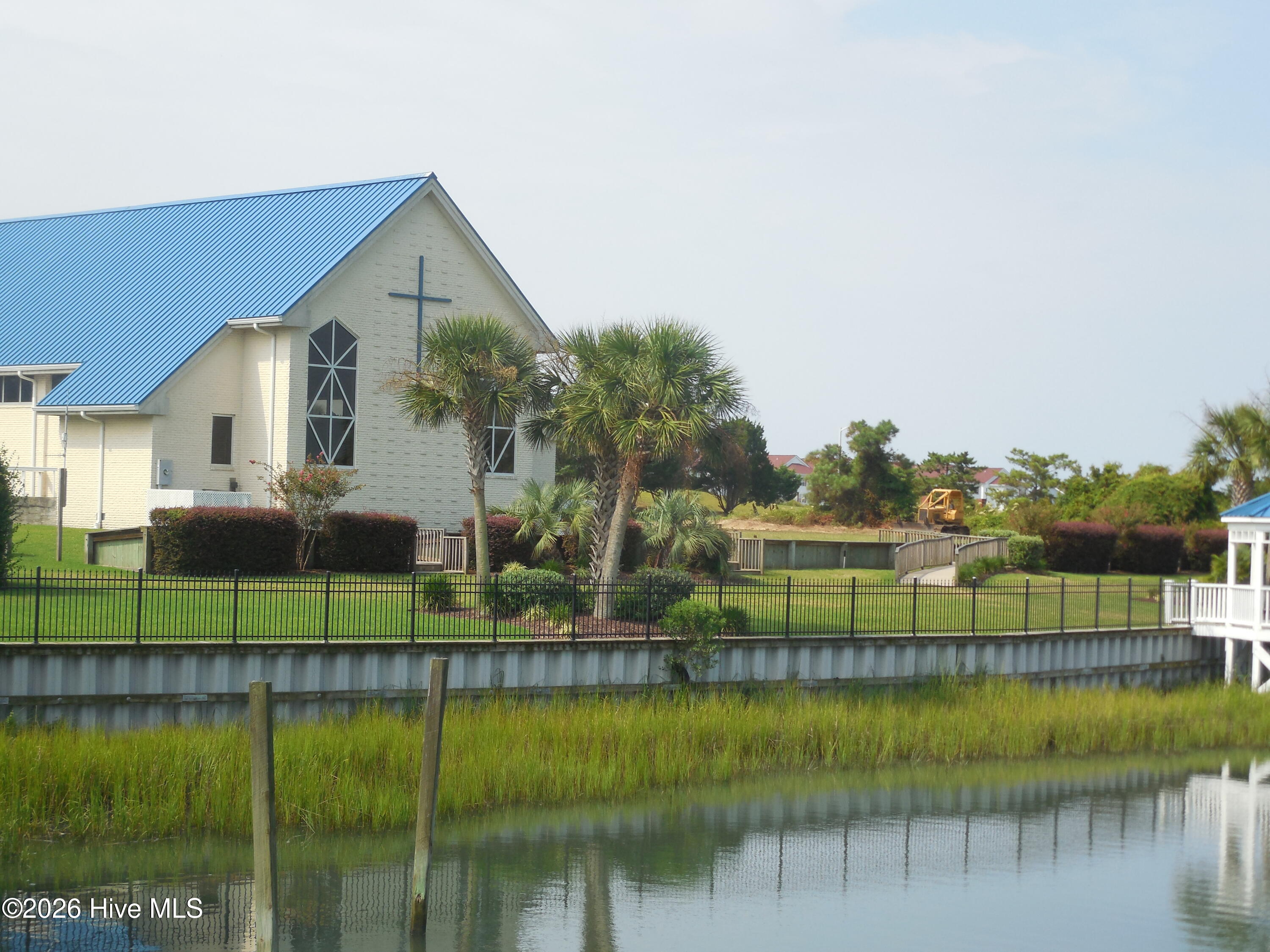 100551373 | Photo 14