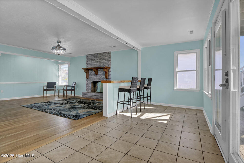 100533445 | Photo 21