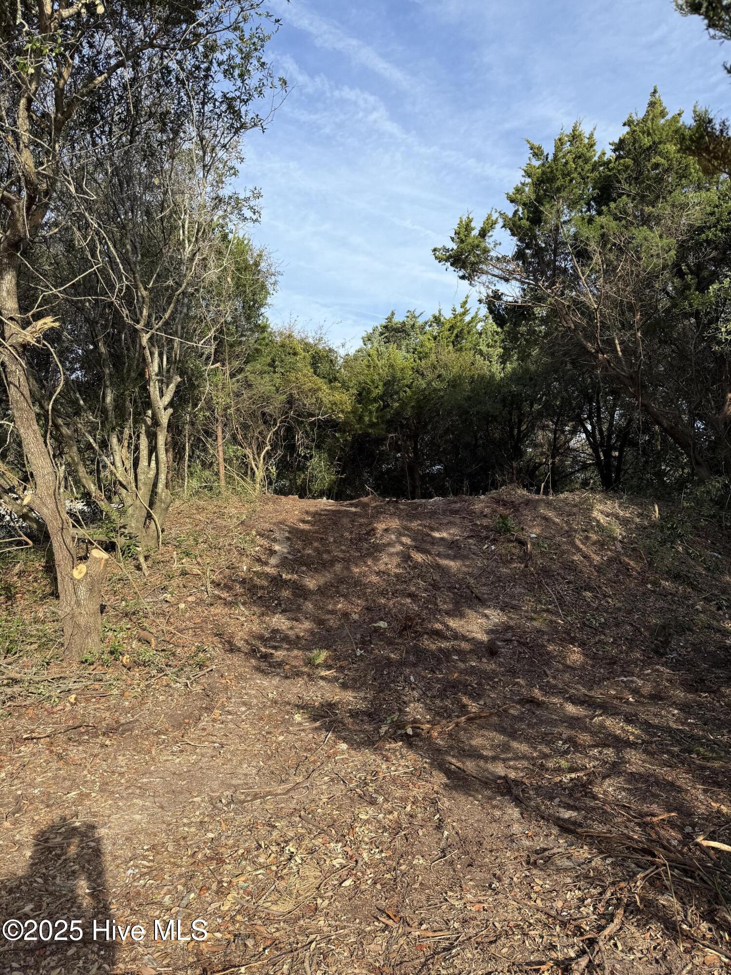 Homes for sale in Emerald Isle, NC | 5204 Emerald Dr, Emerald Isle, NC 28594 | MLS# 100542908