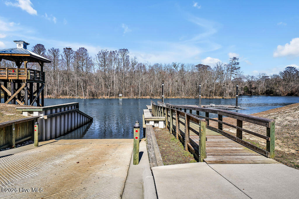 100564545 | Photo 84