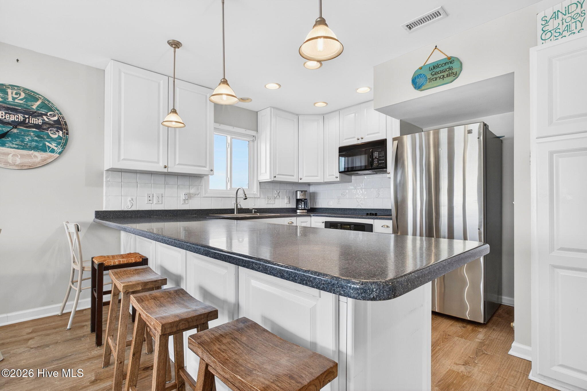 100558520 | Photo 13