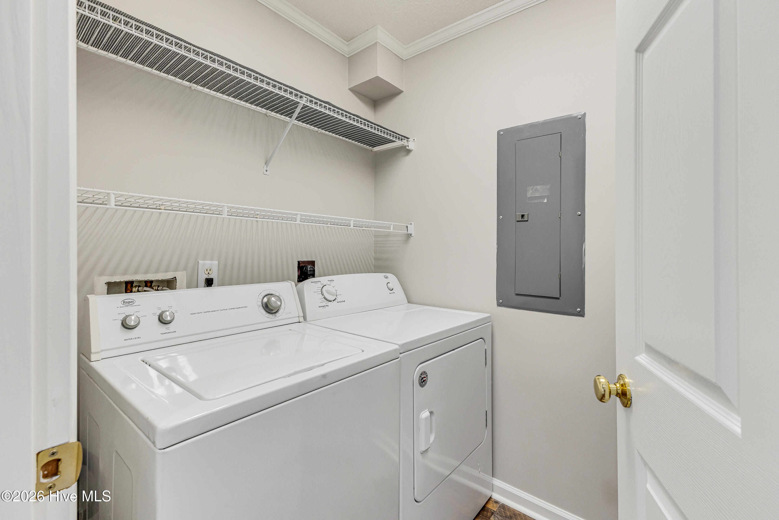 100562501 | Photo 31