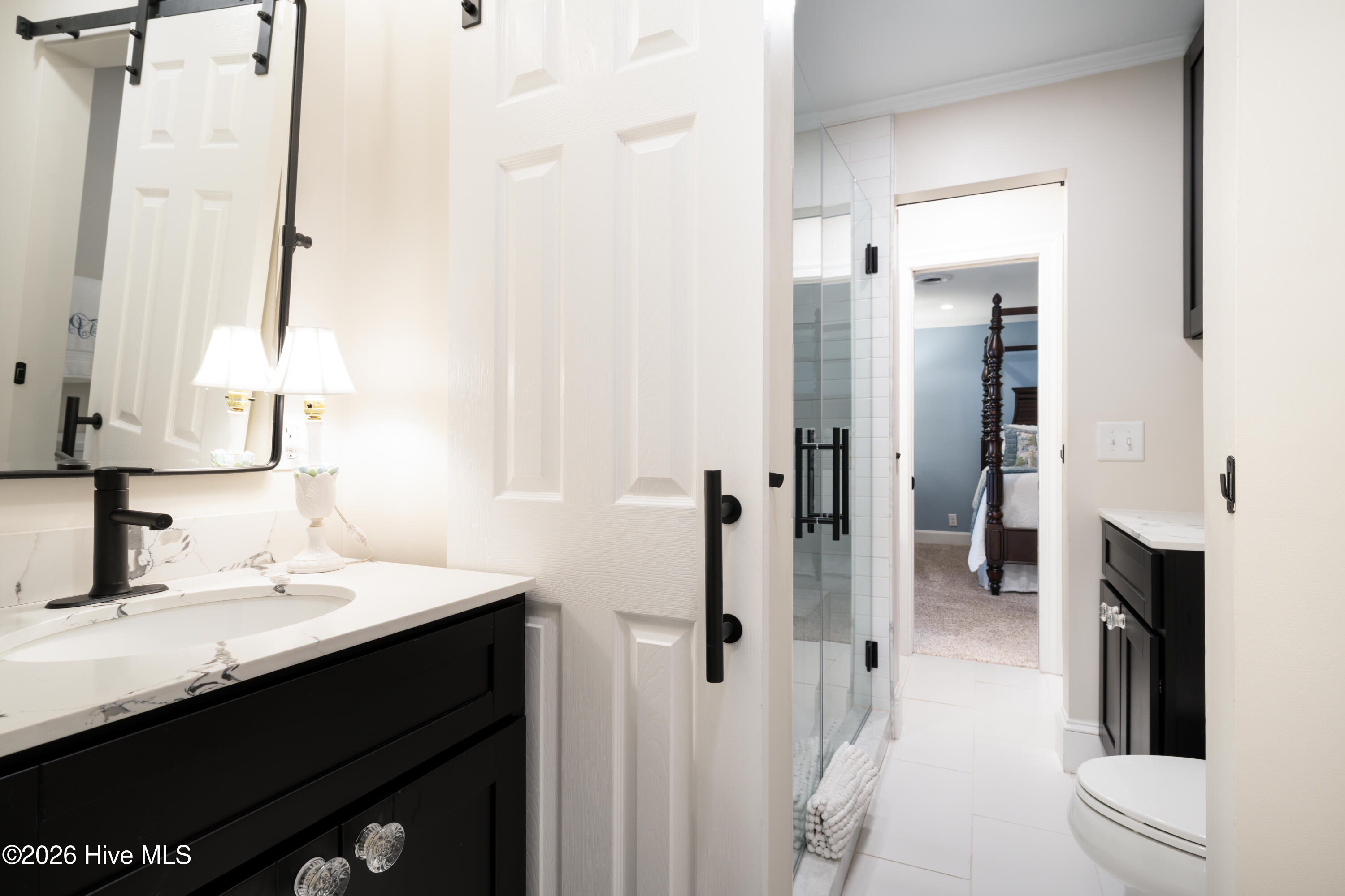 100565005 | Photo 43