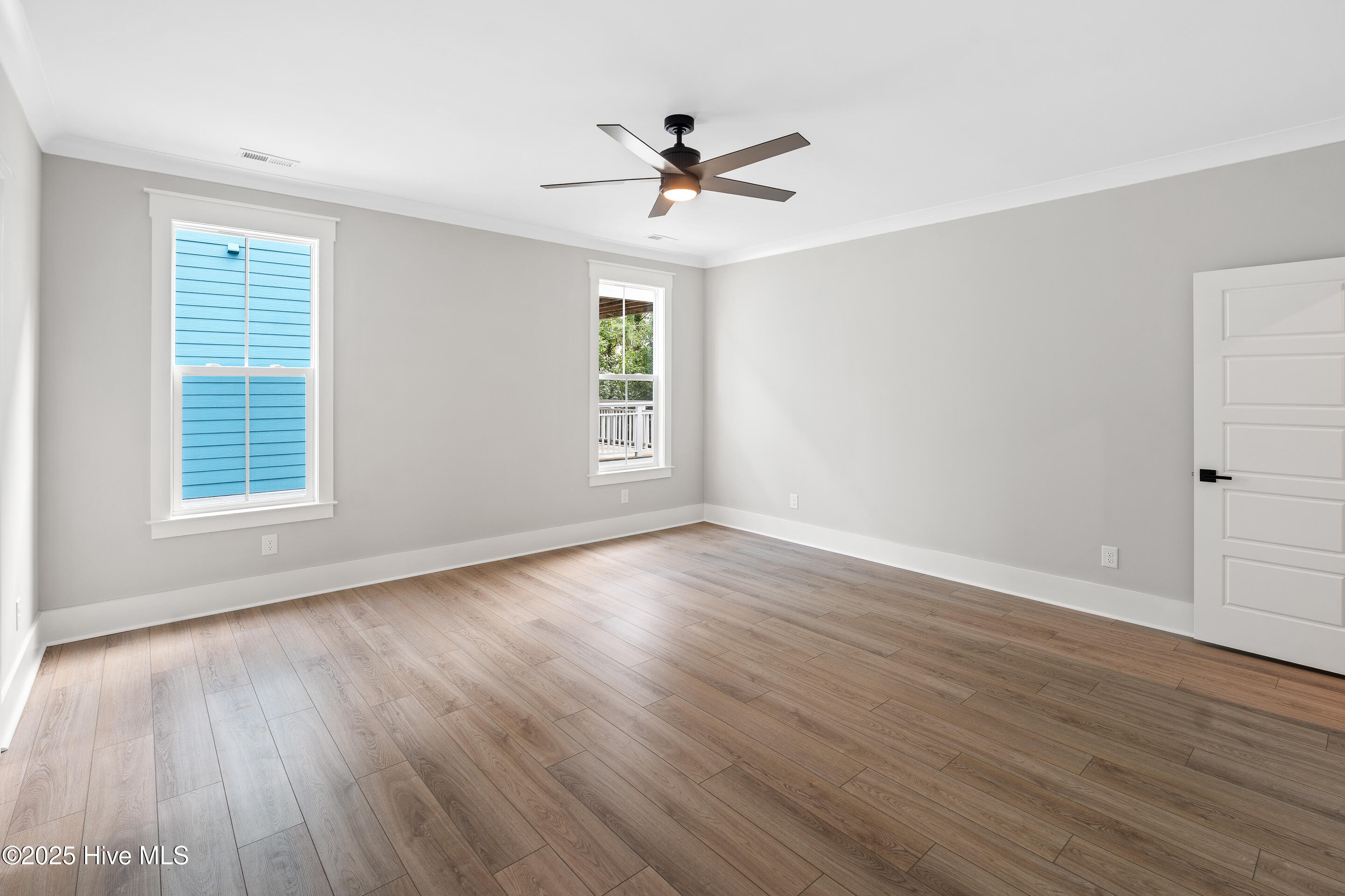 100517420 | Photo 19