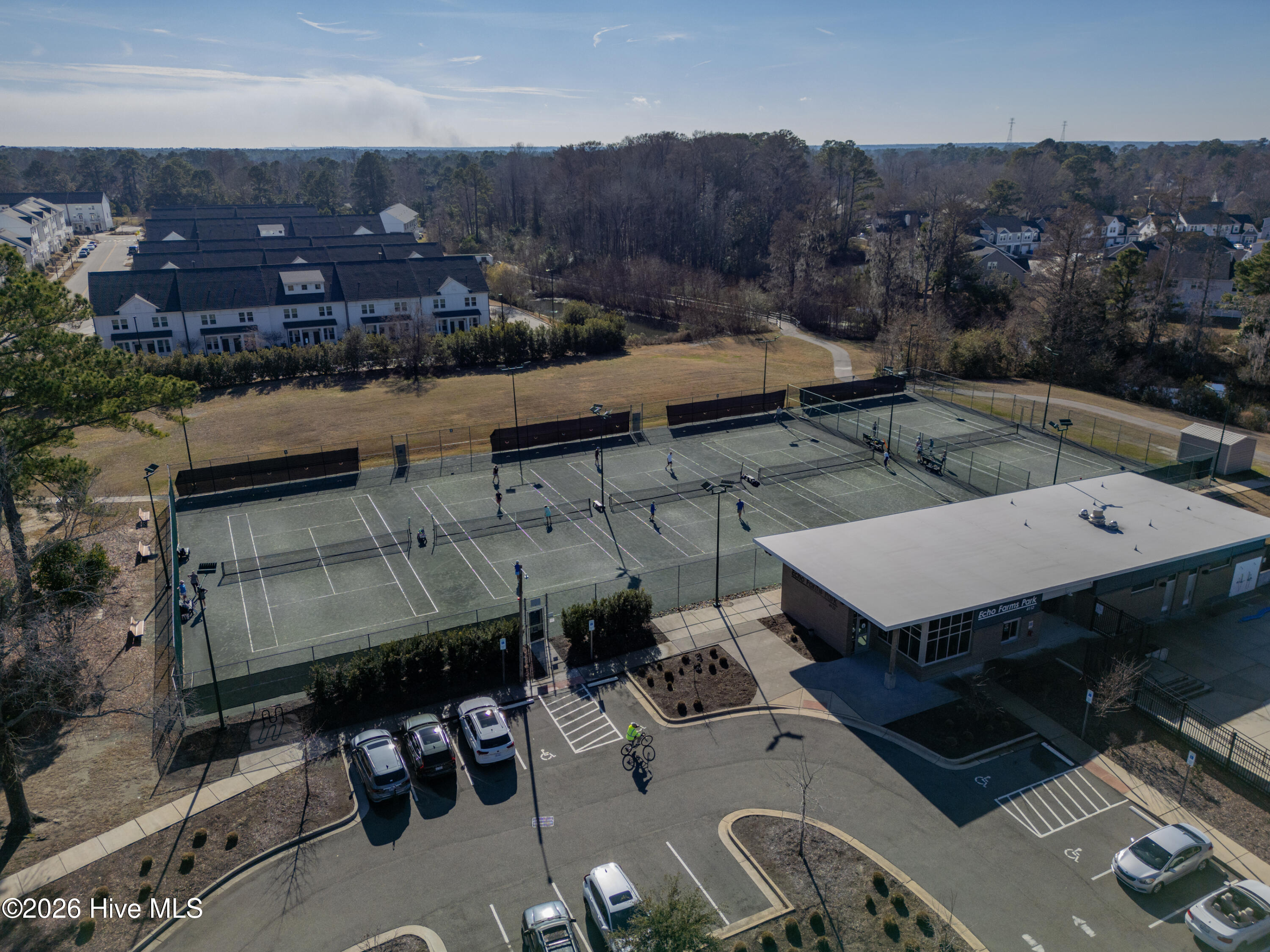 100550839 | Photo 59