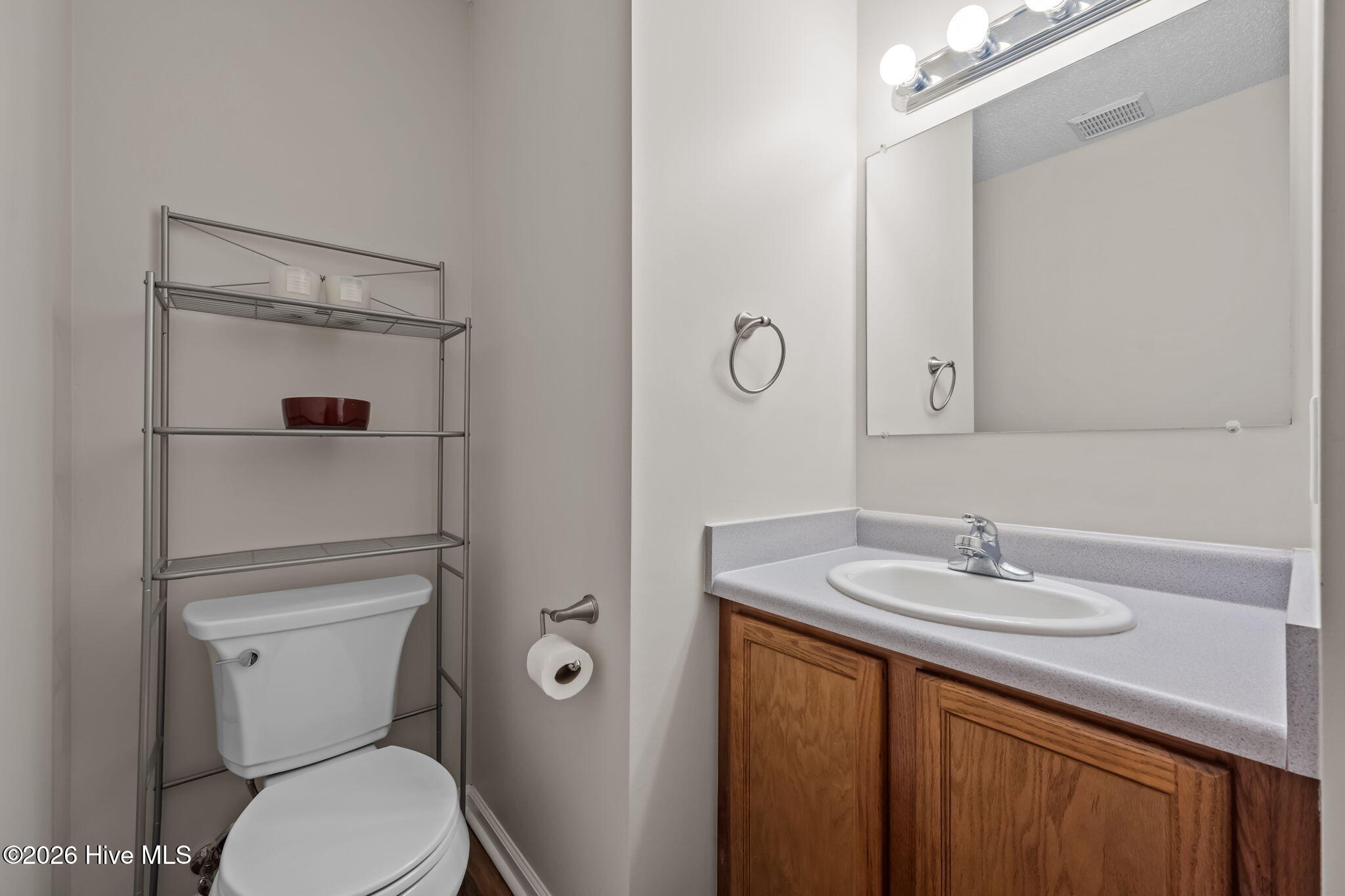 100561197 | Photo 17