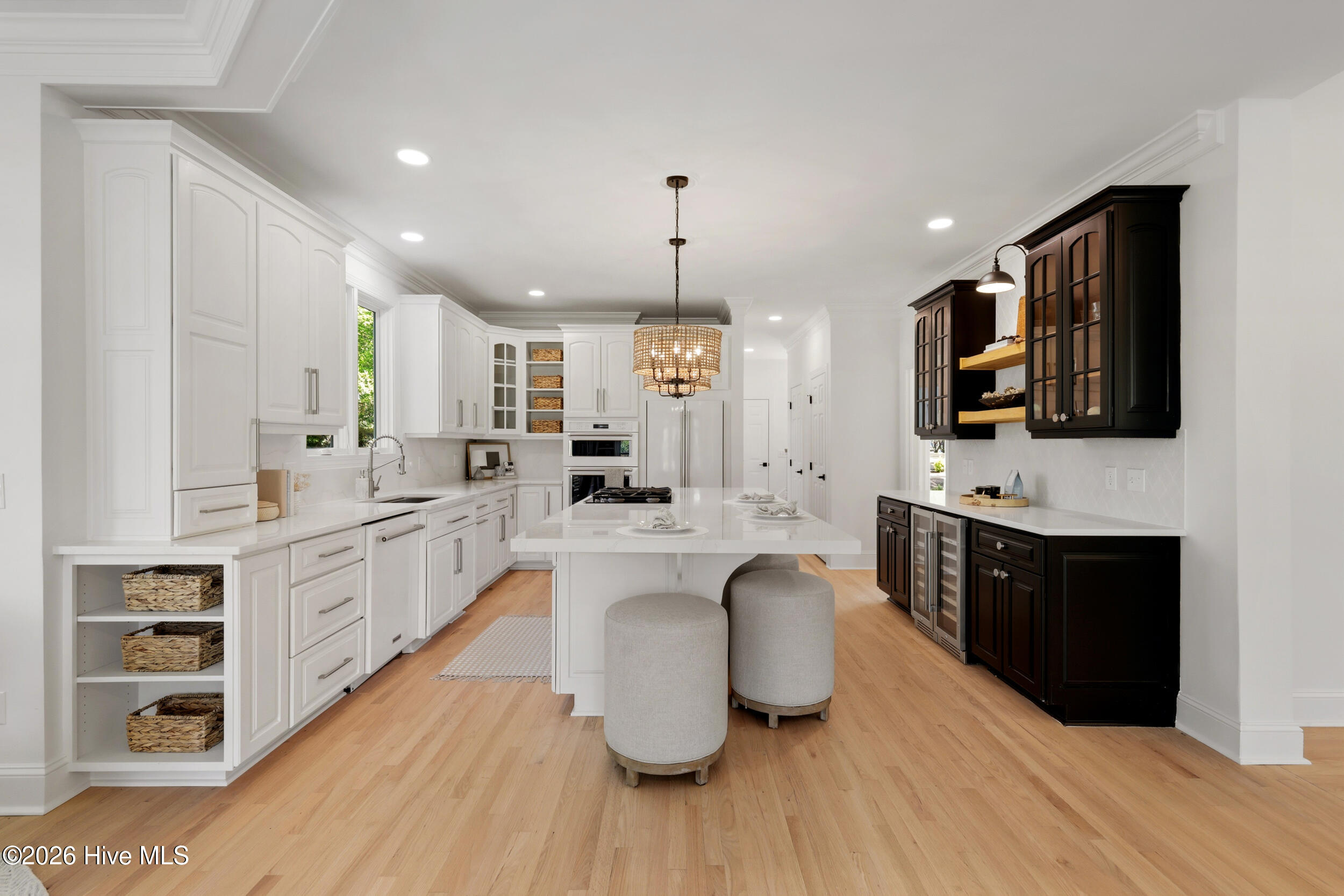 100540721 | Photo 24