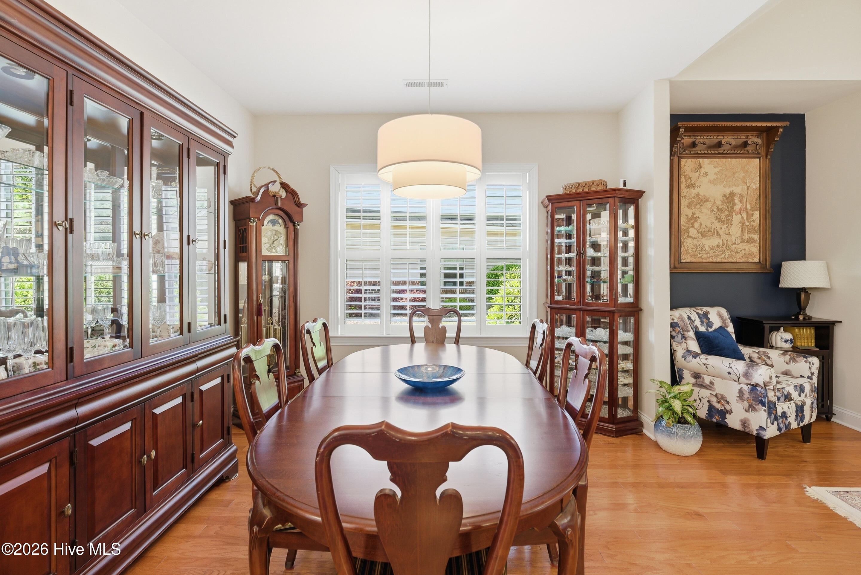 100566740 | Photo 14