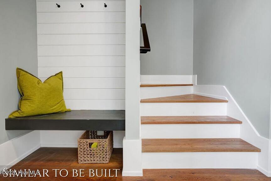 100530157 | Photo 31