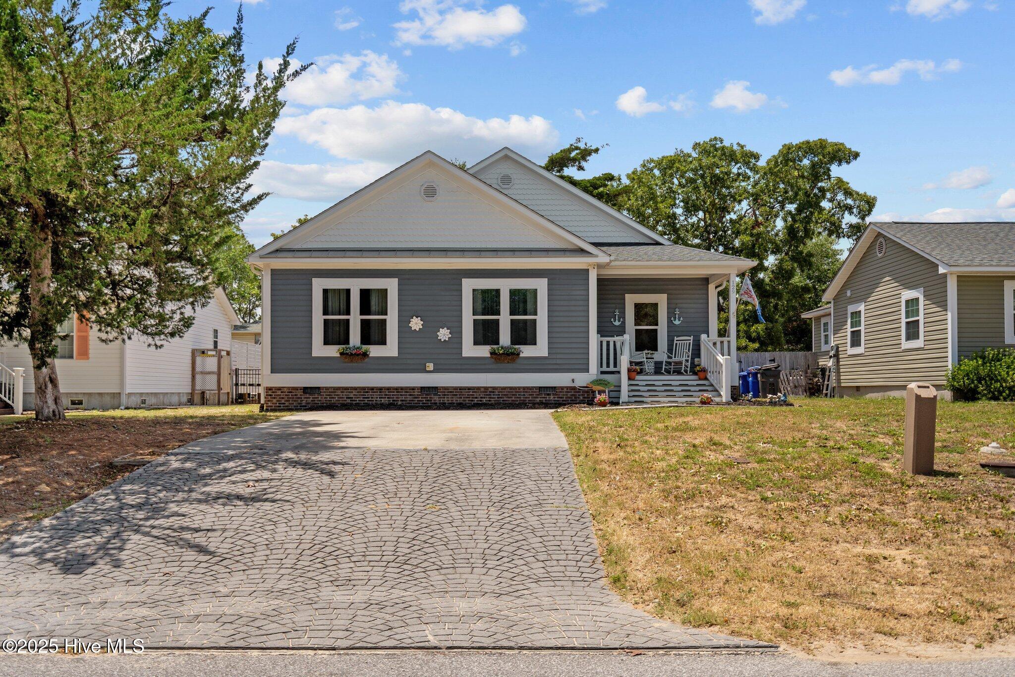 100516746 | Photo 39