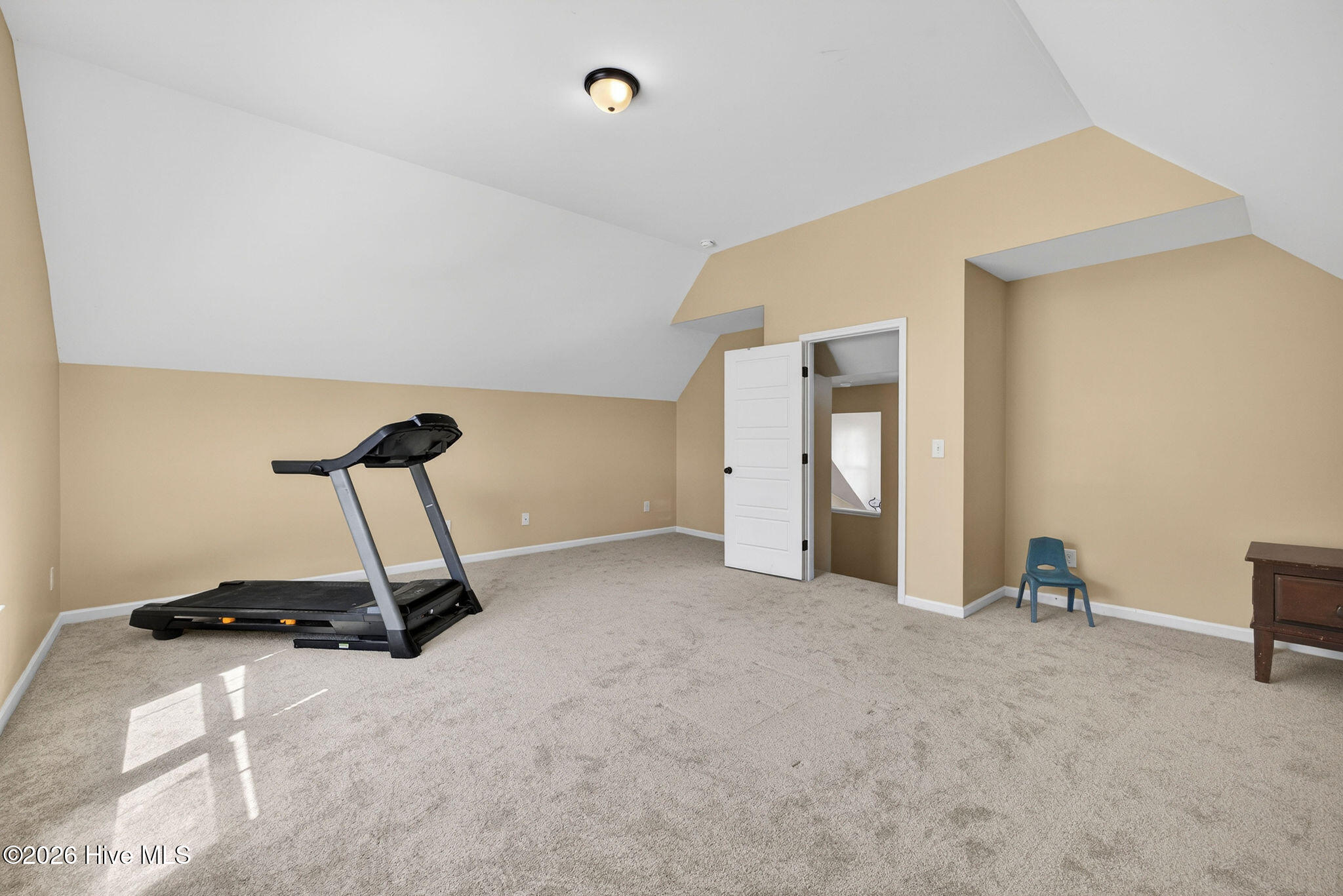 100568620 | Photo 29