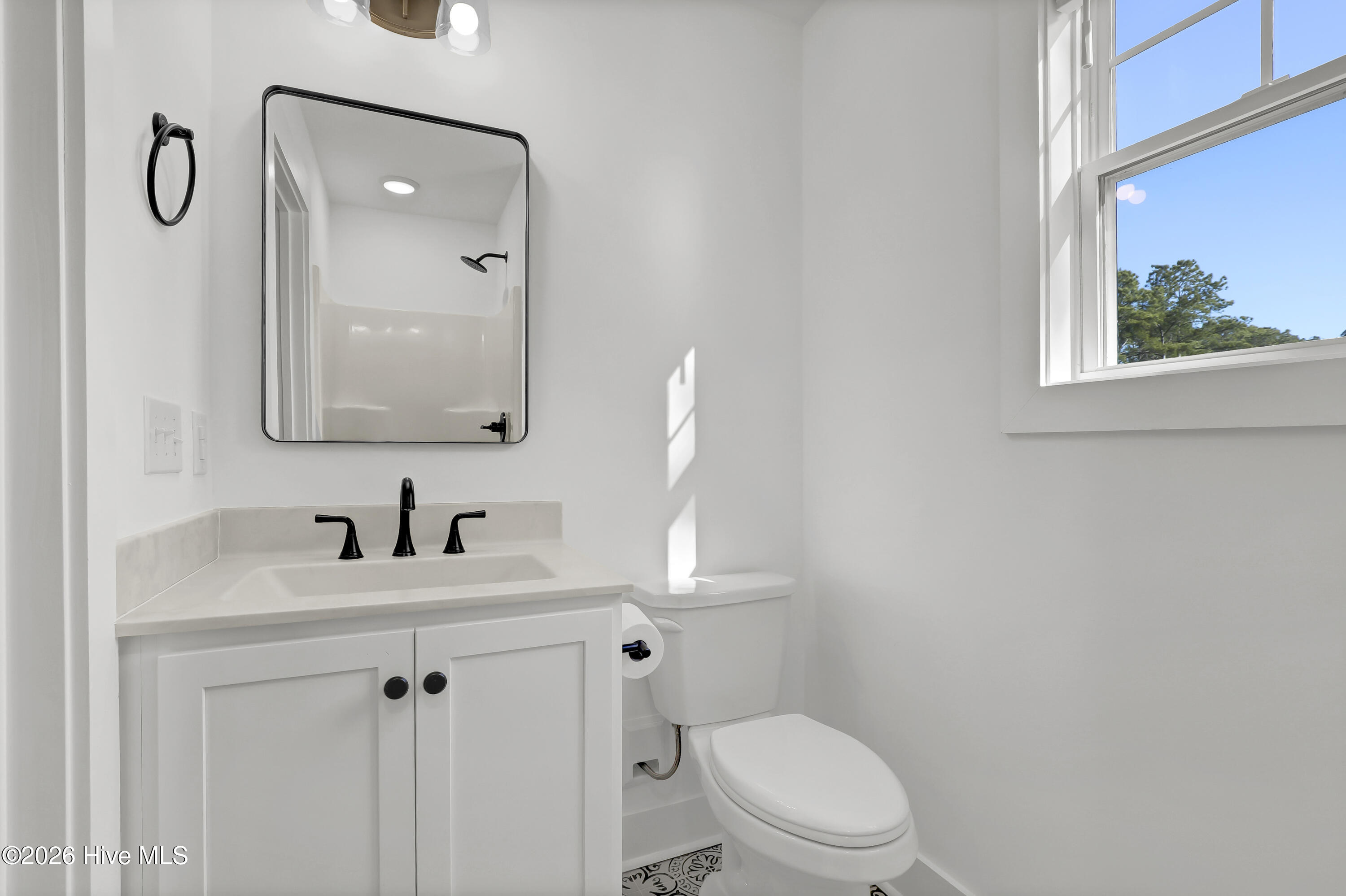 100556741 | Photo 37