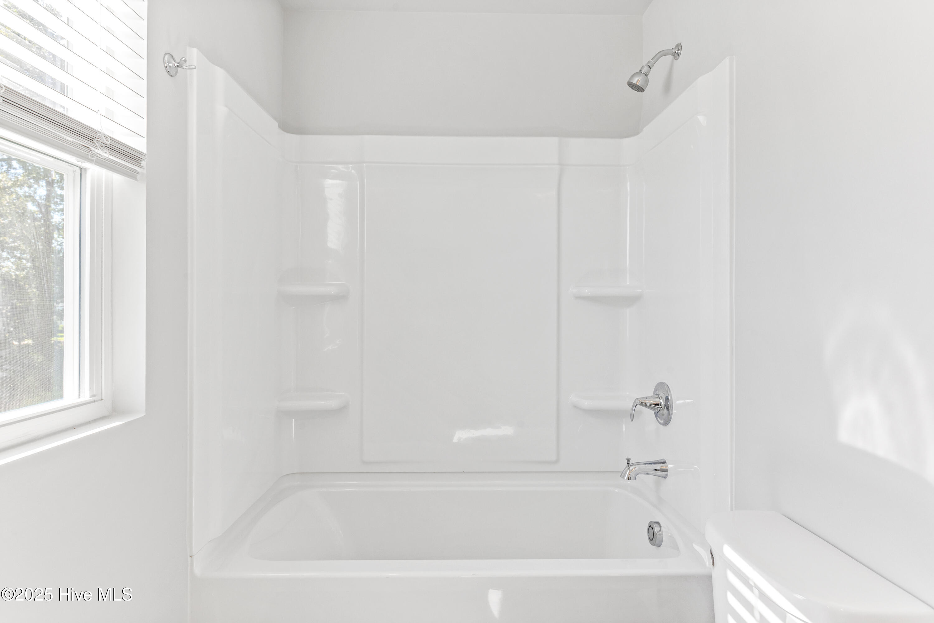 100515101 | Photo 27