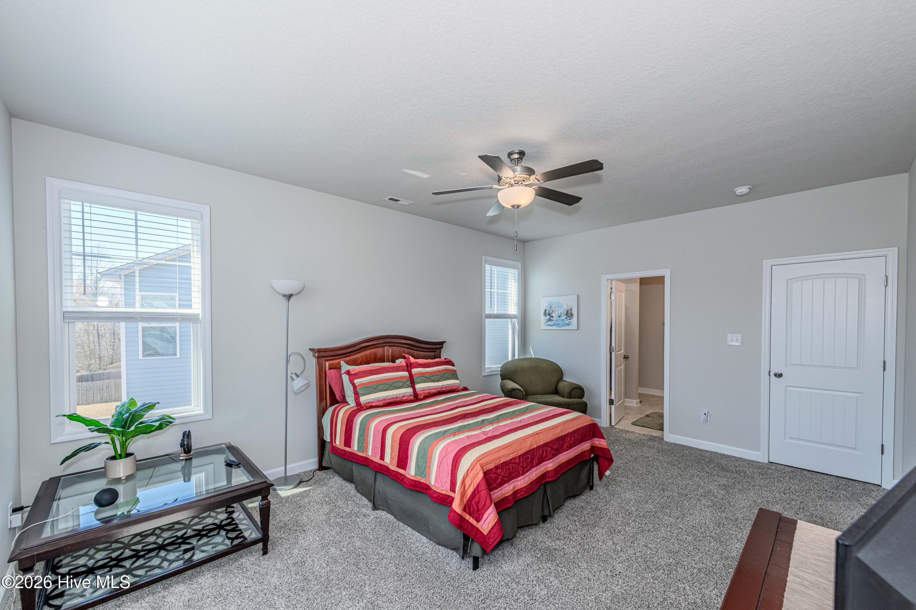 100565496 | Photo 21