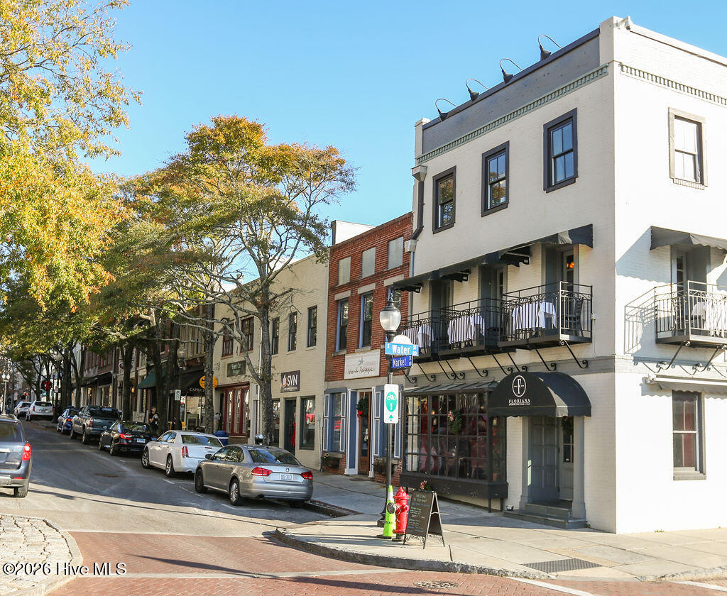 100534500 | Photo 53