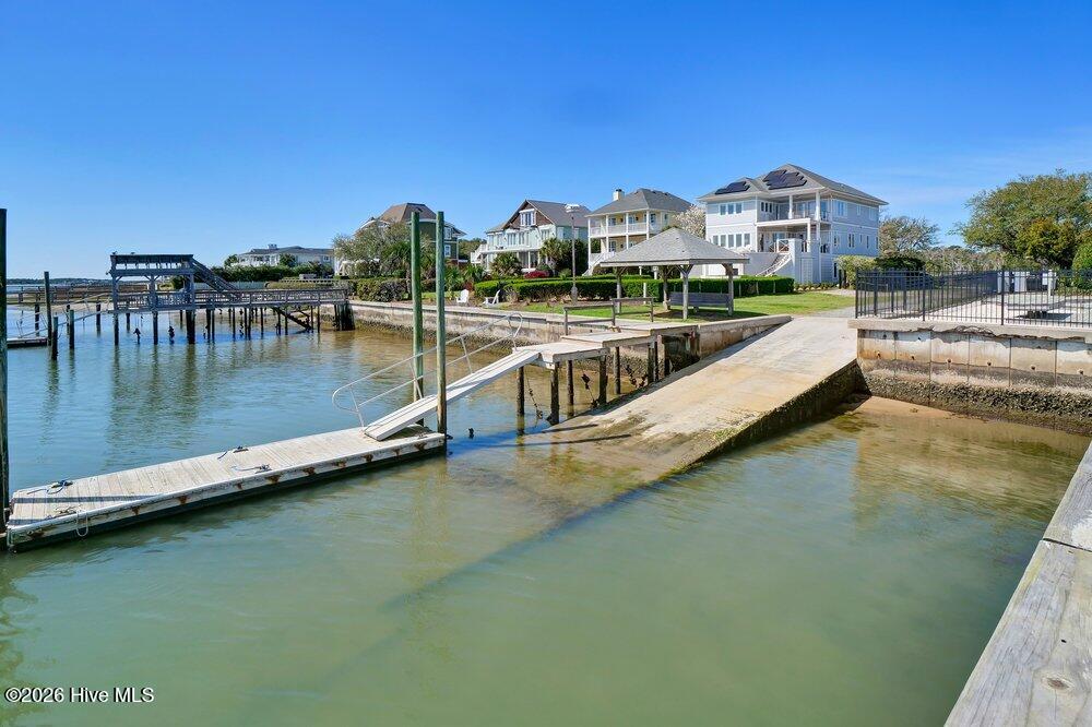 100559715 | Photo 73