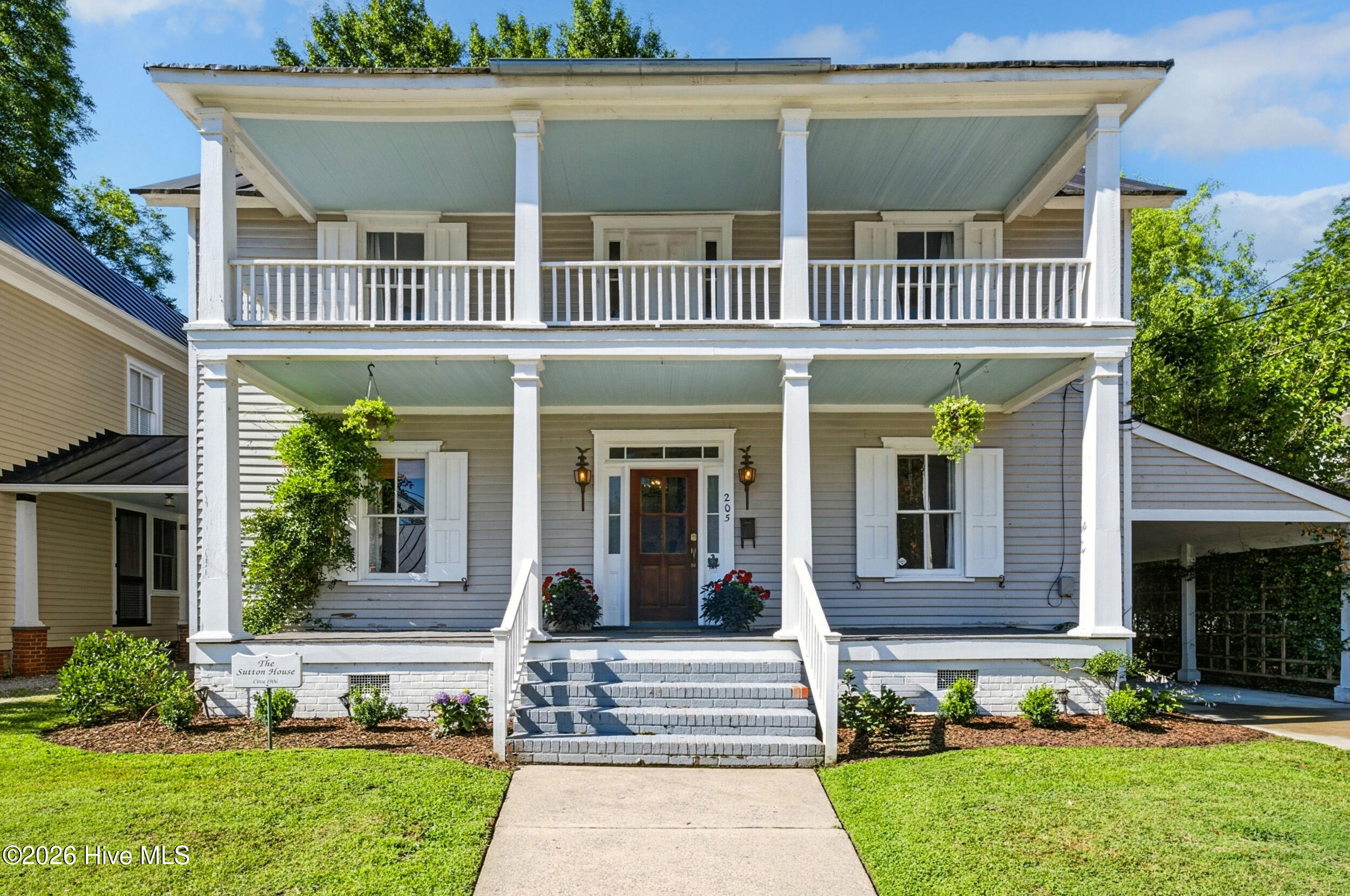 Featured listings